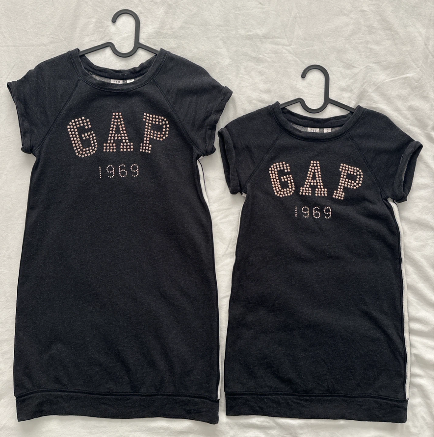 Gap Kids Black "1969" Graphic Dresses (2T, Size 12) - photo 2