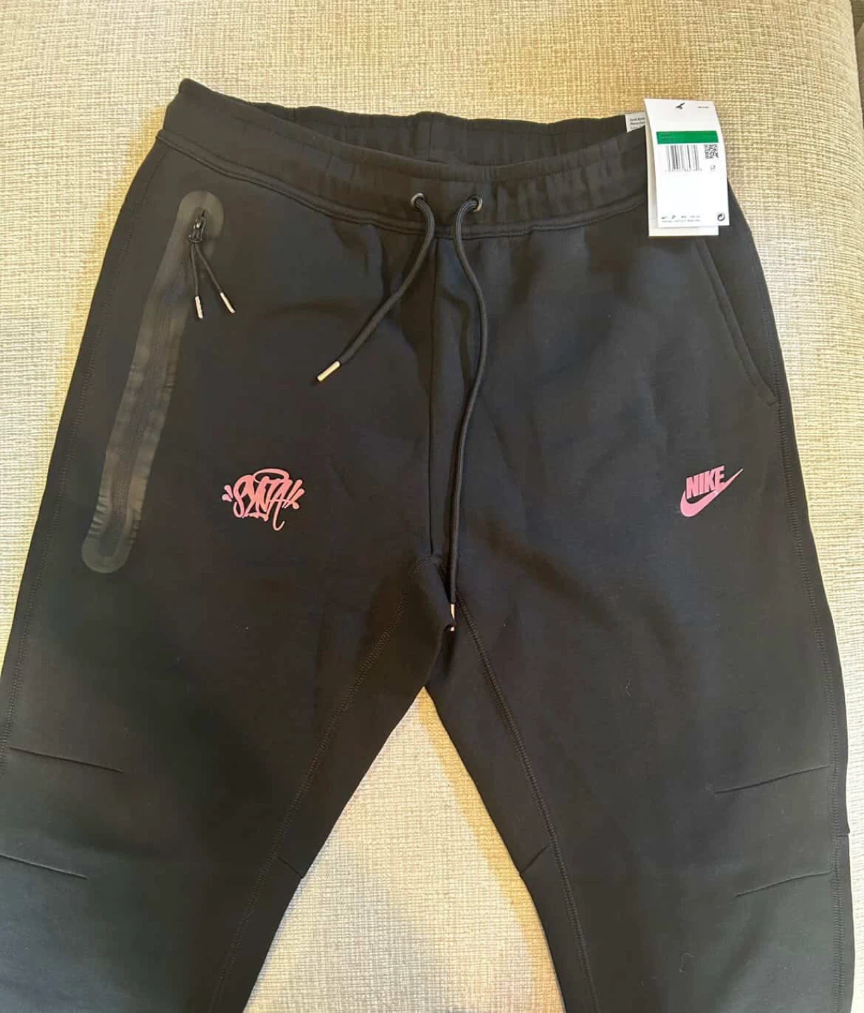 Nike Tech Fleece Full Zip Hoodie and Joggers Set - Men's XL - photo 2