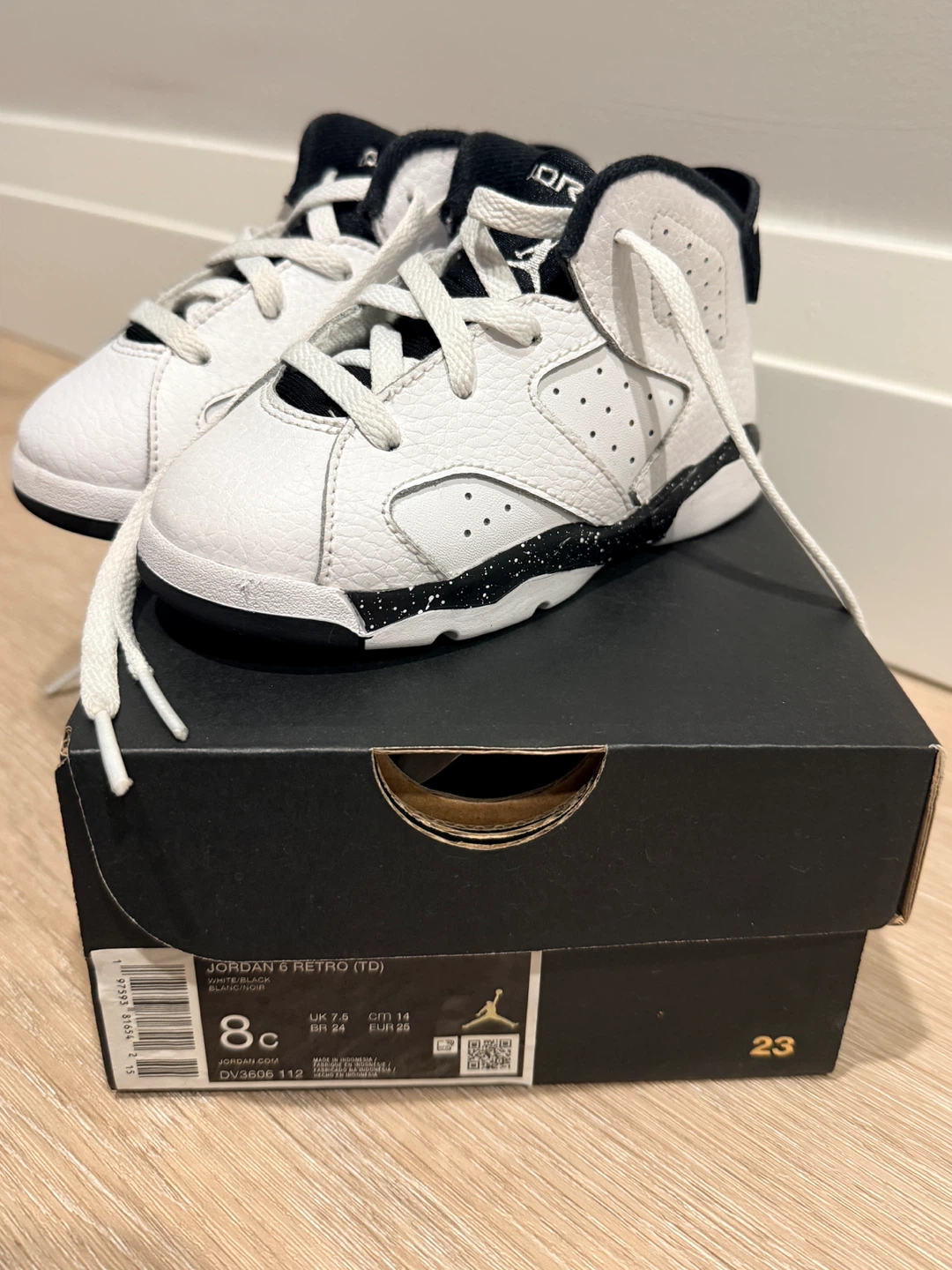 Jordan 6 Retro TD Toddler Shoes White Black Size 8C