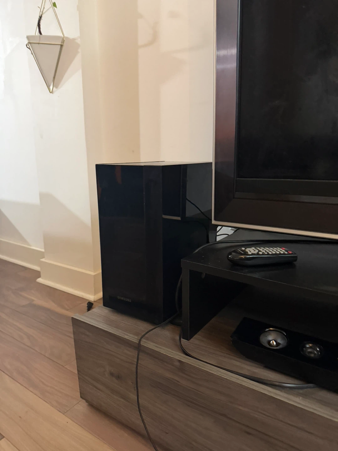 Samsung Soundbar with Subwoofer - photo 3