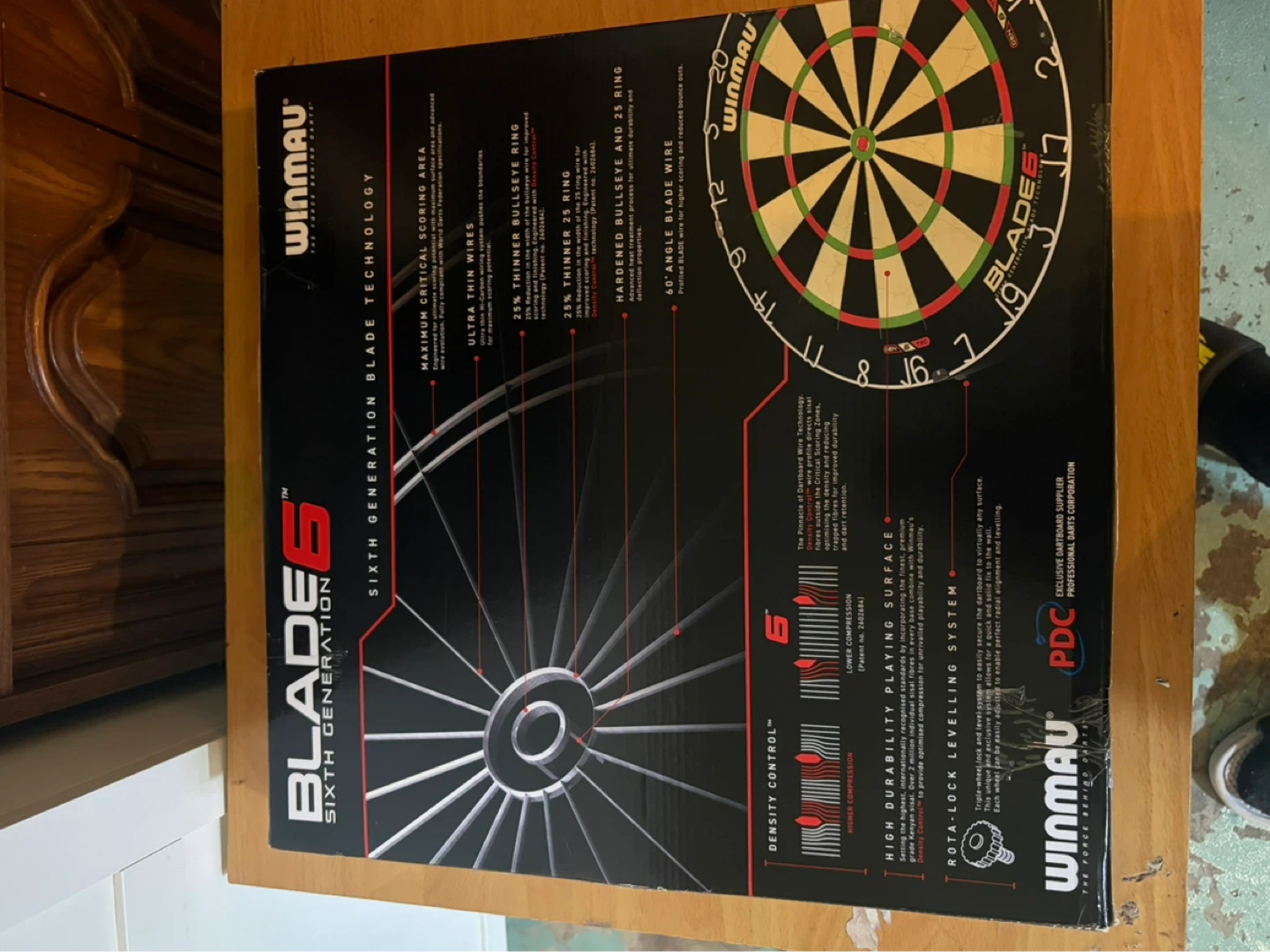 Winmau Blade 6 Sixth Generation Dartboard