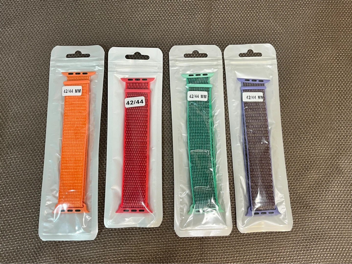 🌱Brand New 🌱 Apple Watch Bands 42/44mm