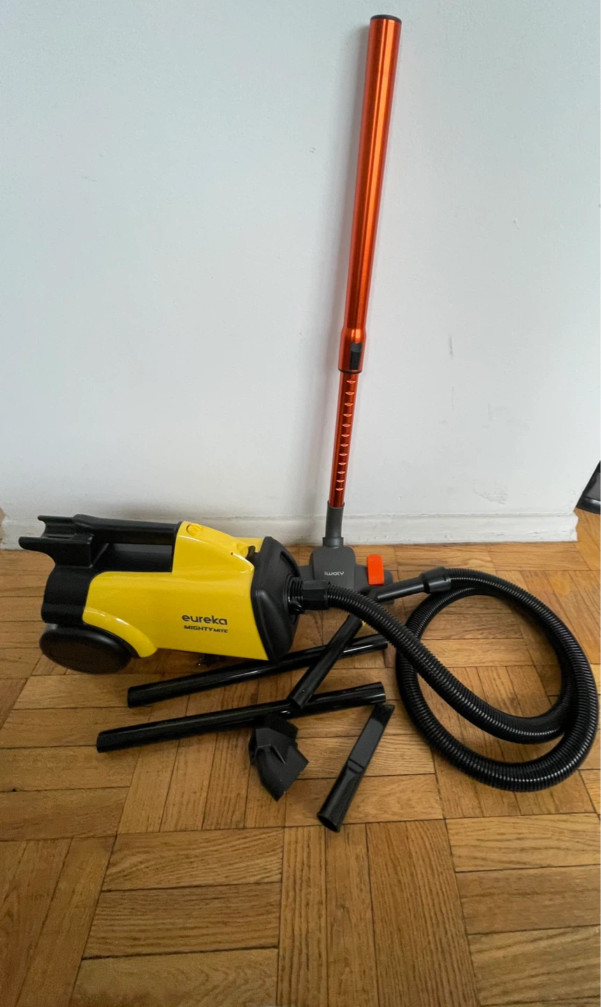 Eureka 3670G Boss Canister Vacuum and blower - photo 4