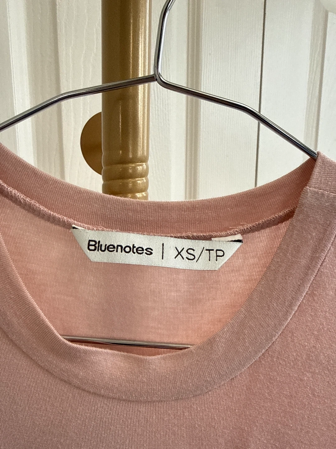 Bluenotes Pink Ruffle Cold Shoulder Top - XS/TP - photo 4