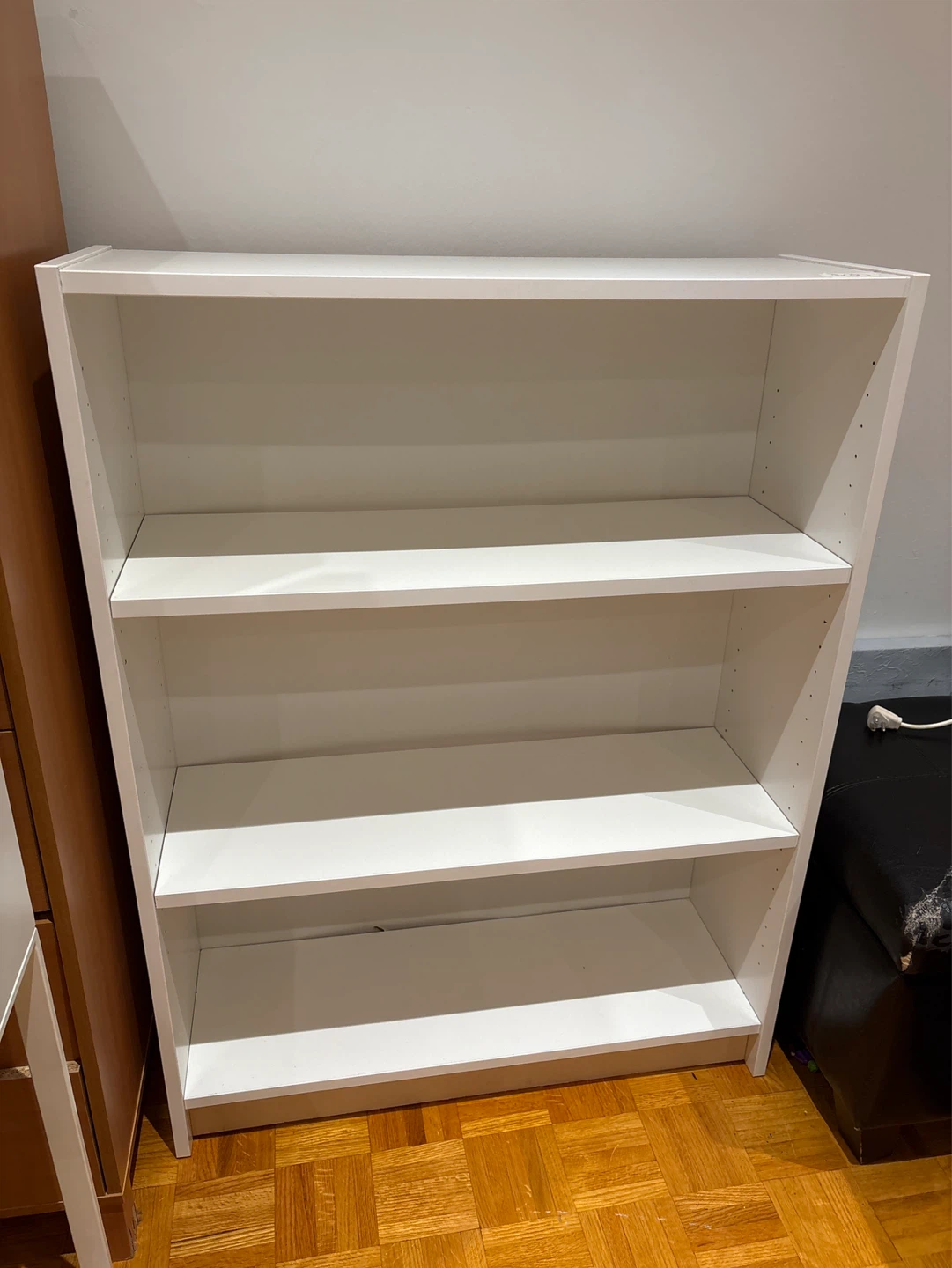 White 4-shelf bookcase - IKEA - photo 2
