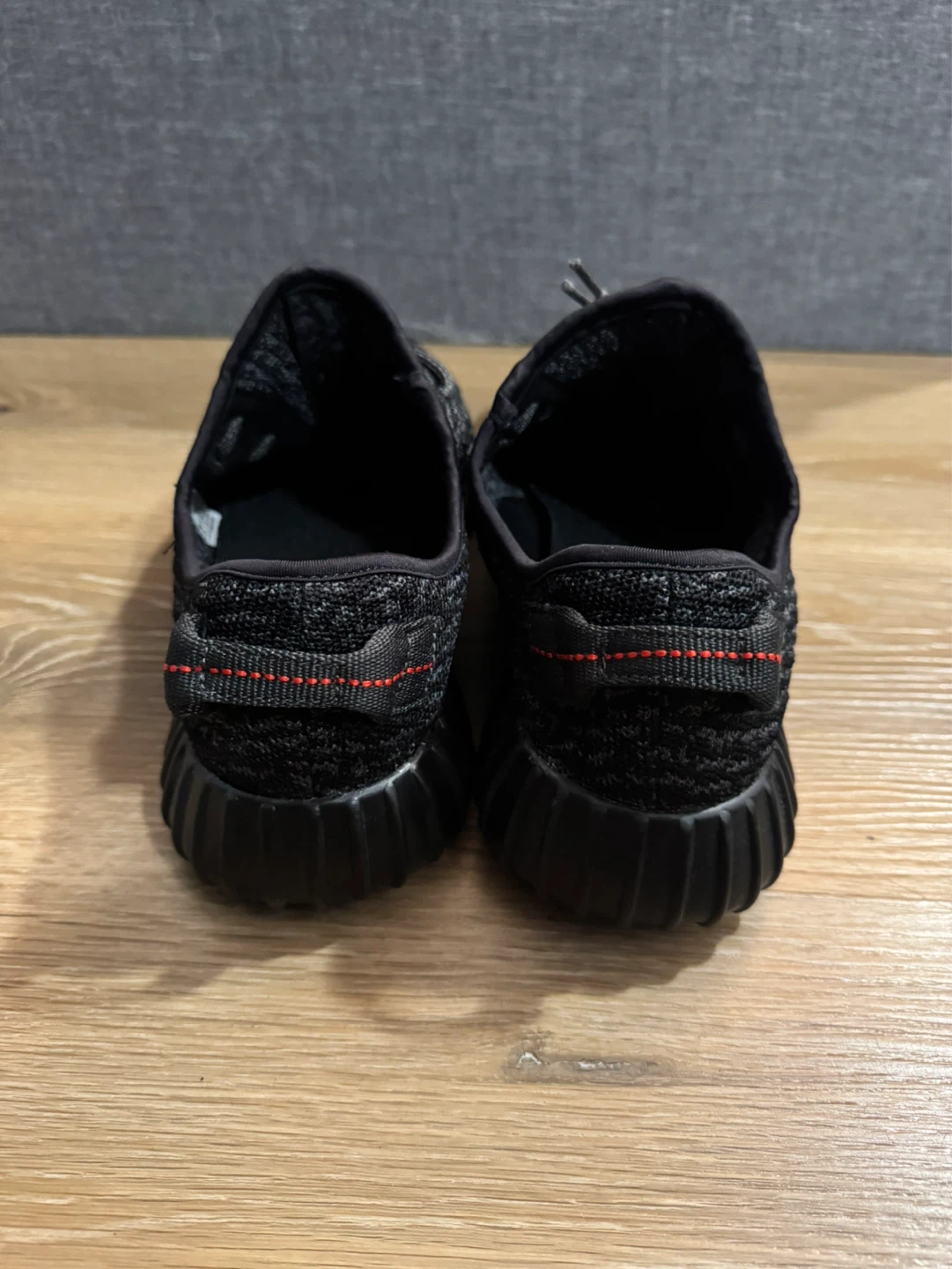 Yeezy Boost 350 V1 Pirate Black Size 10.5 - photo 4