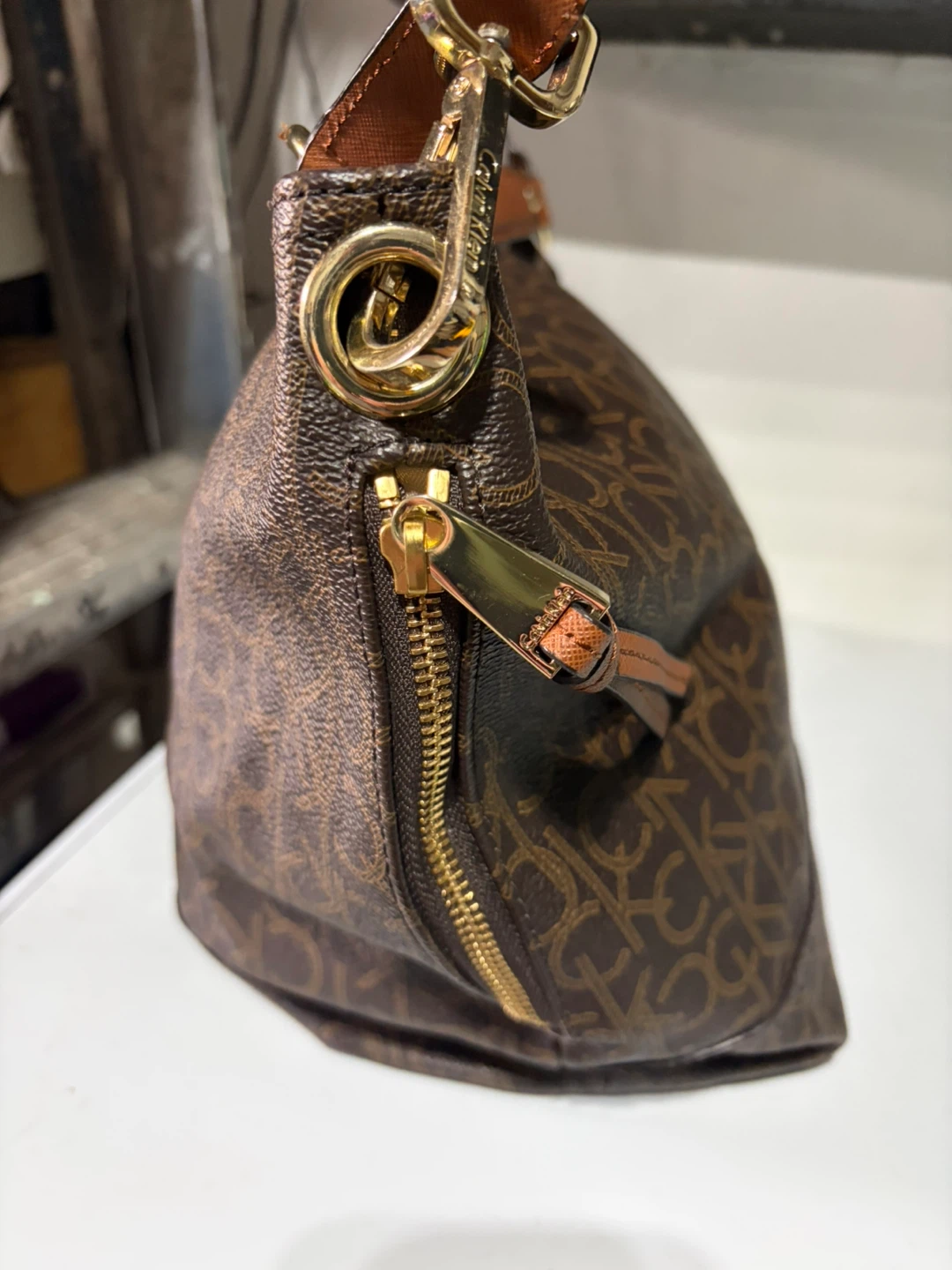 Calvin Klein Hobo Handbag - photo 3