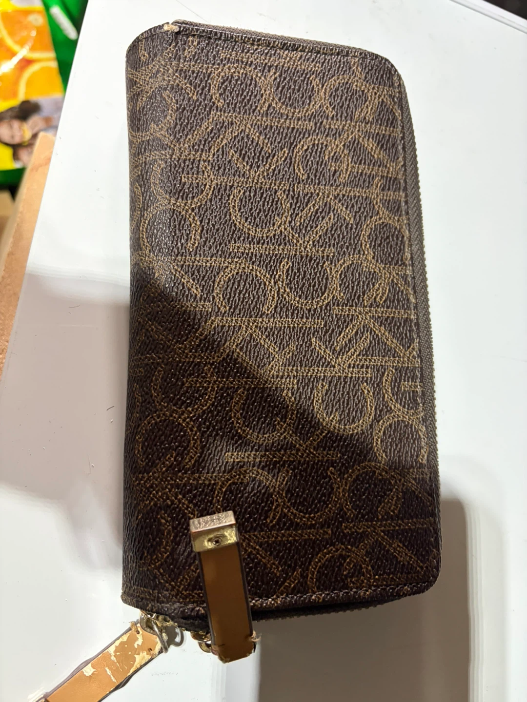 Calvin Klein Zip Around Wallet - photo 2