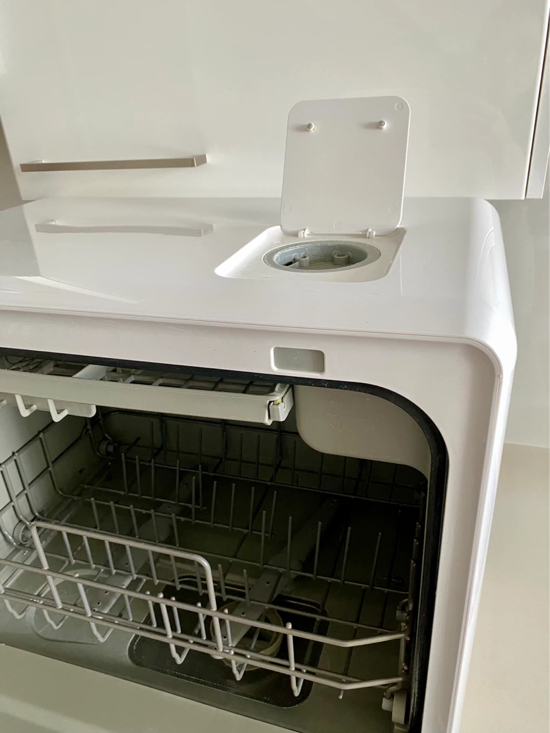 AIRMSEN Countertop Dishwasher Like New! 🌱 - photo 5