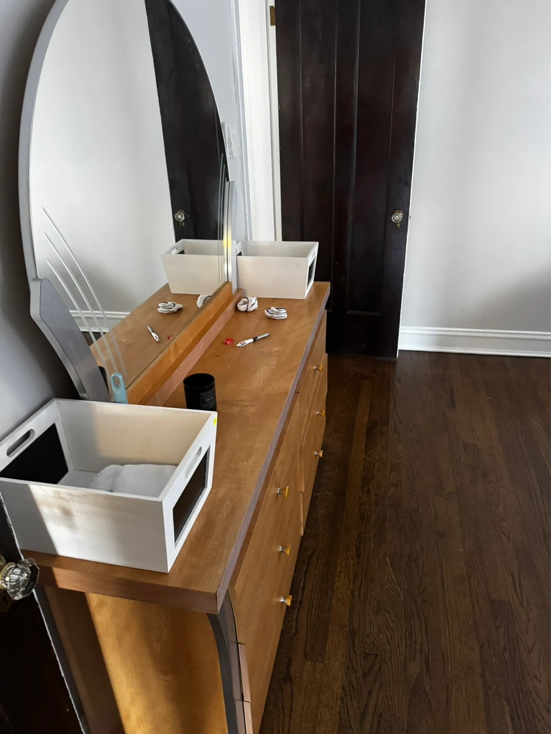Free- Mid-Century Style Dresser with Mirror - photo 2