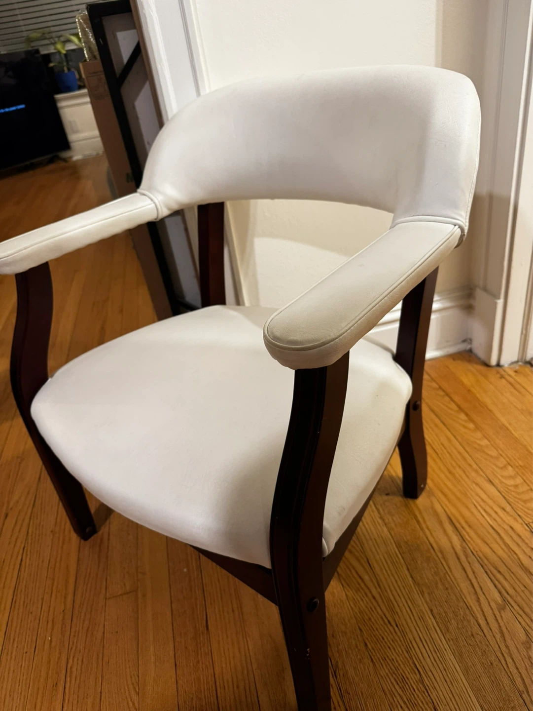 3 White Accent Chair with Wood Frame - photo 3