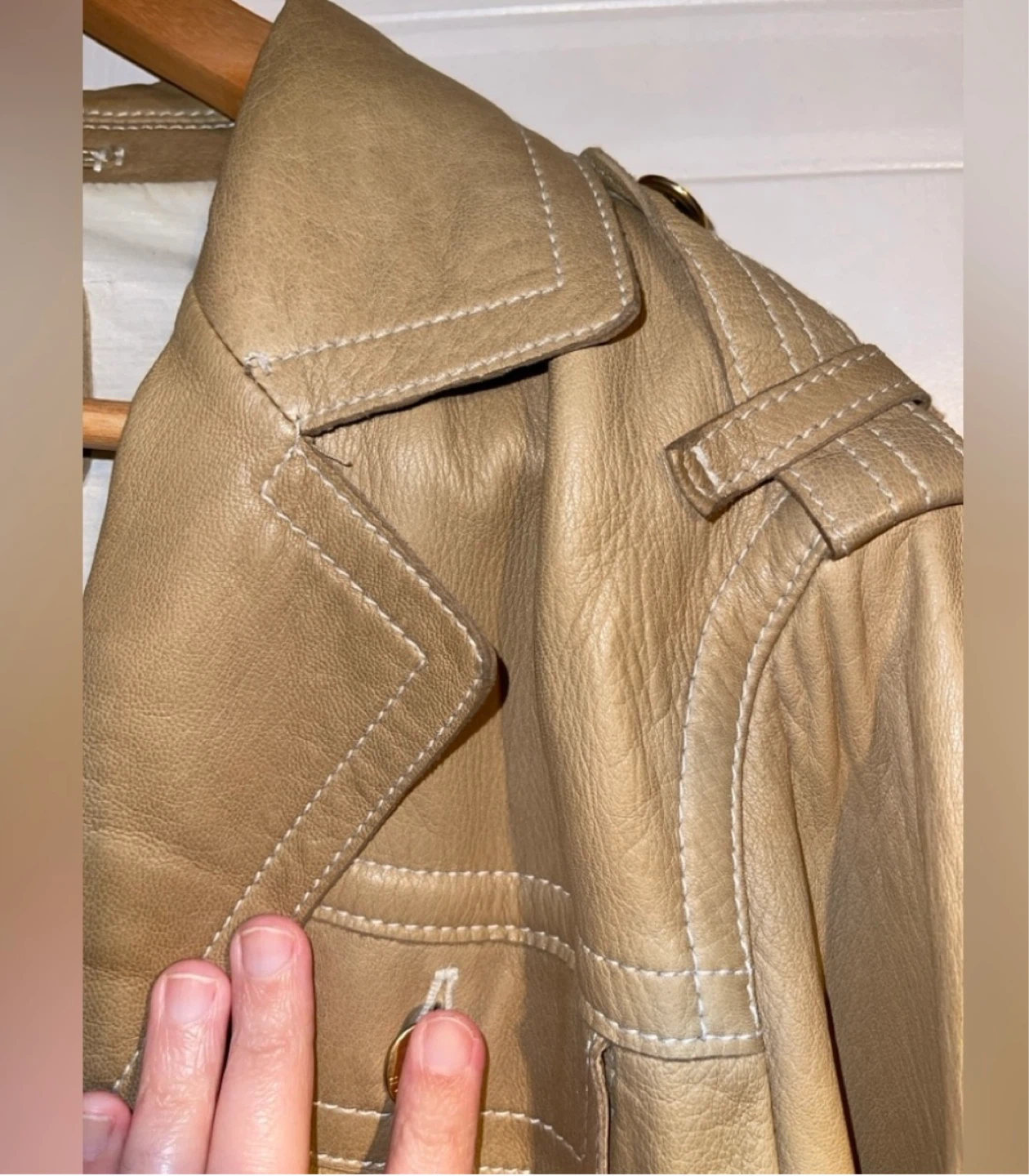 Hugo Boss Vintage Tan/Nude Lambskin Leather Jacket size 10 - photo 2
