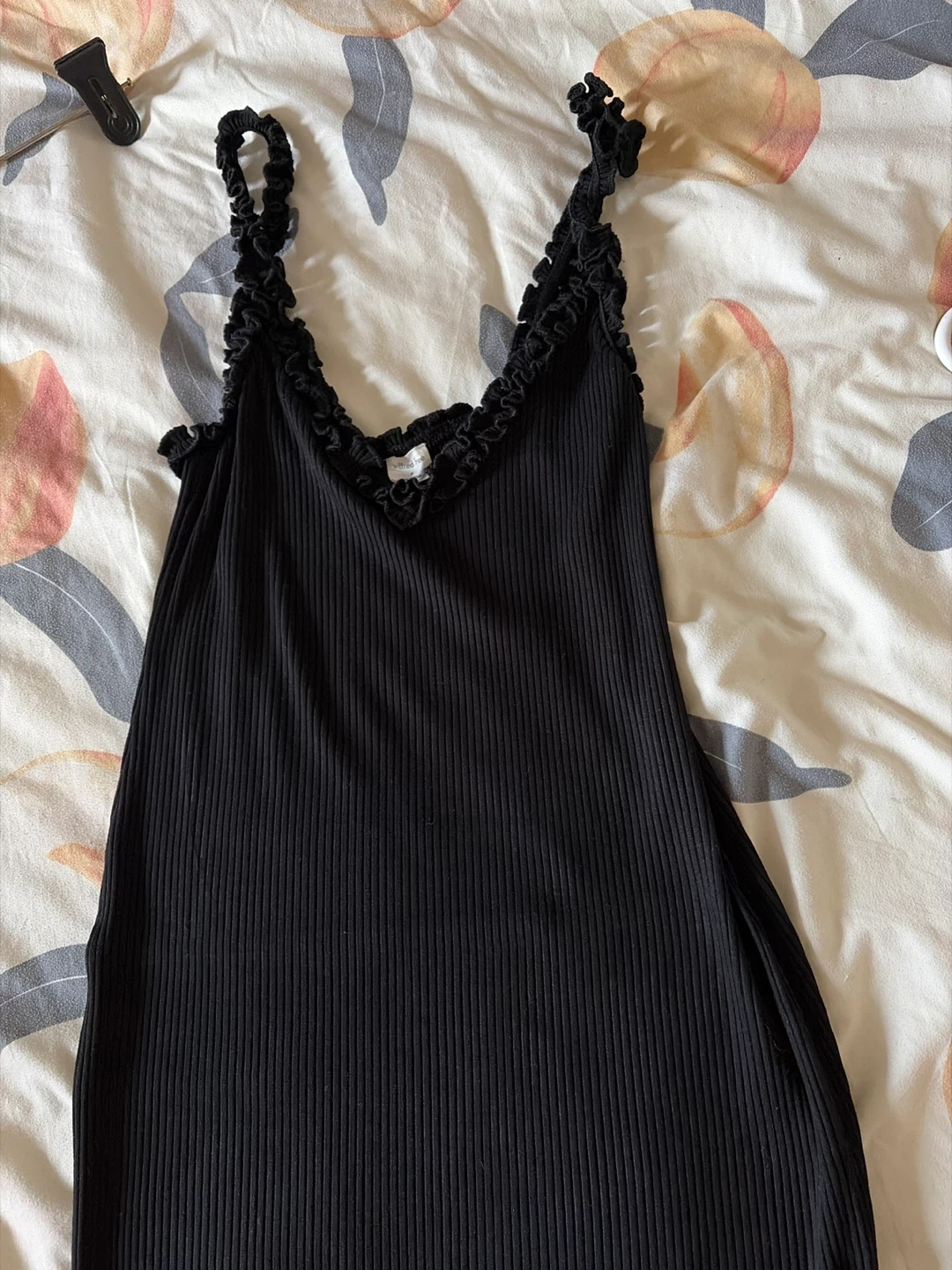 Wilfred Free Medium Black Ribbed Midi Dress with Ruffle Straps - photo 2