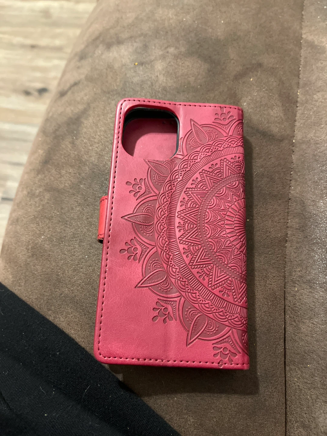 Red Mandala Flip Wallet Phone Case with Card Slots - photo 3