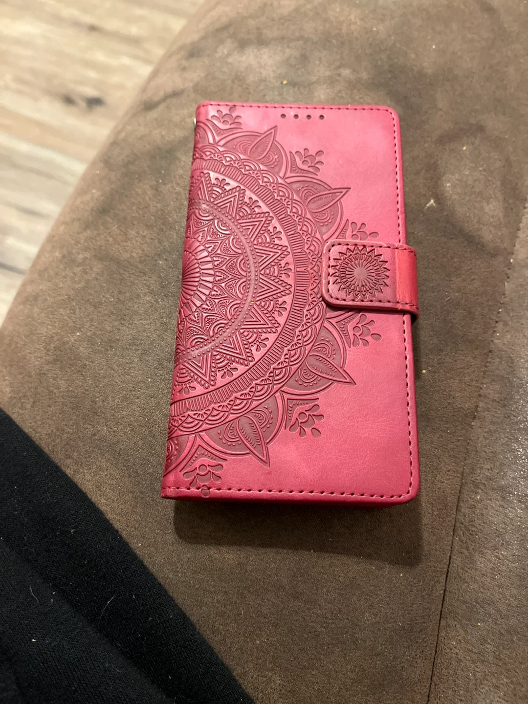 Red Mandala Flip Wallet Phone Case with Card Slots - photo 2