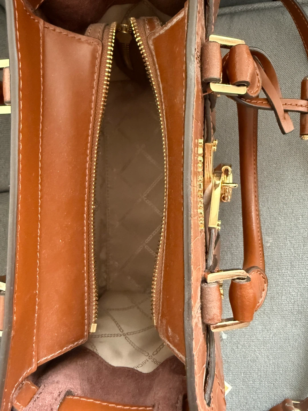Michael Kors Hamilton Small Satchel Embossed Leather - Chestnut - photo 4