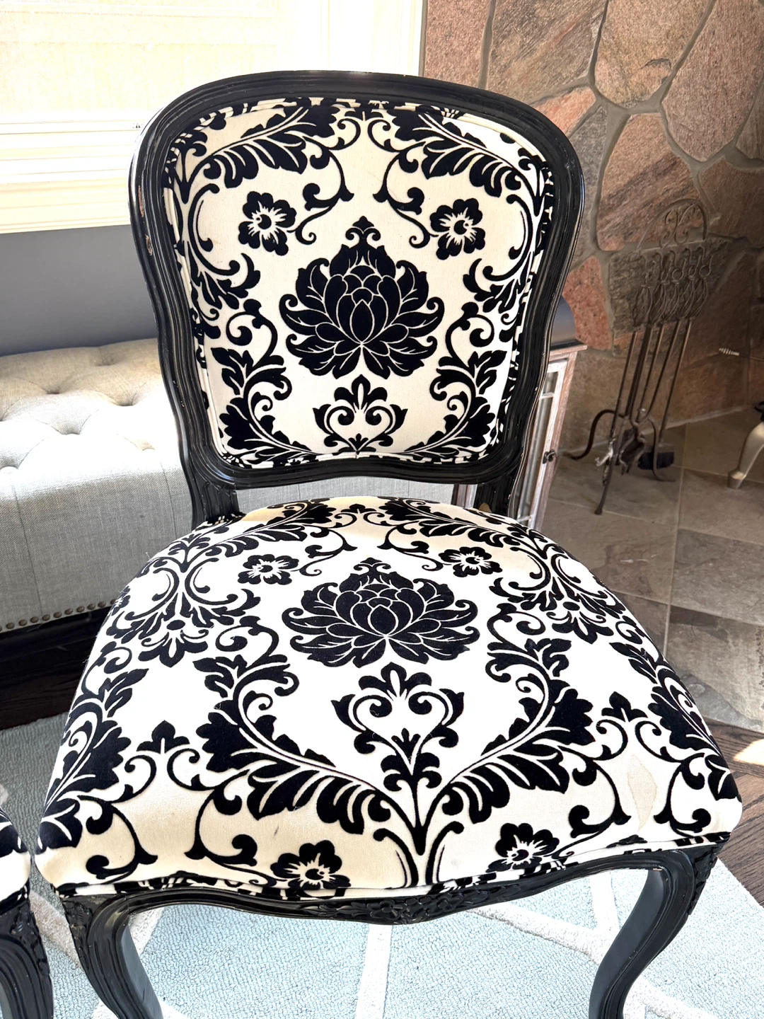 Black and White Damask Accent Chair - photo 2
