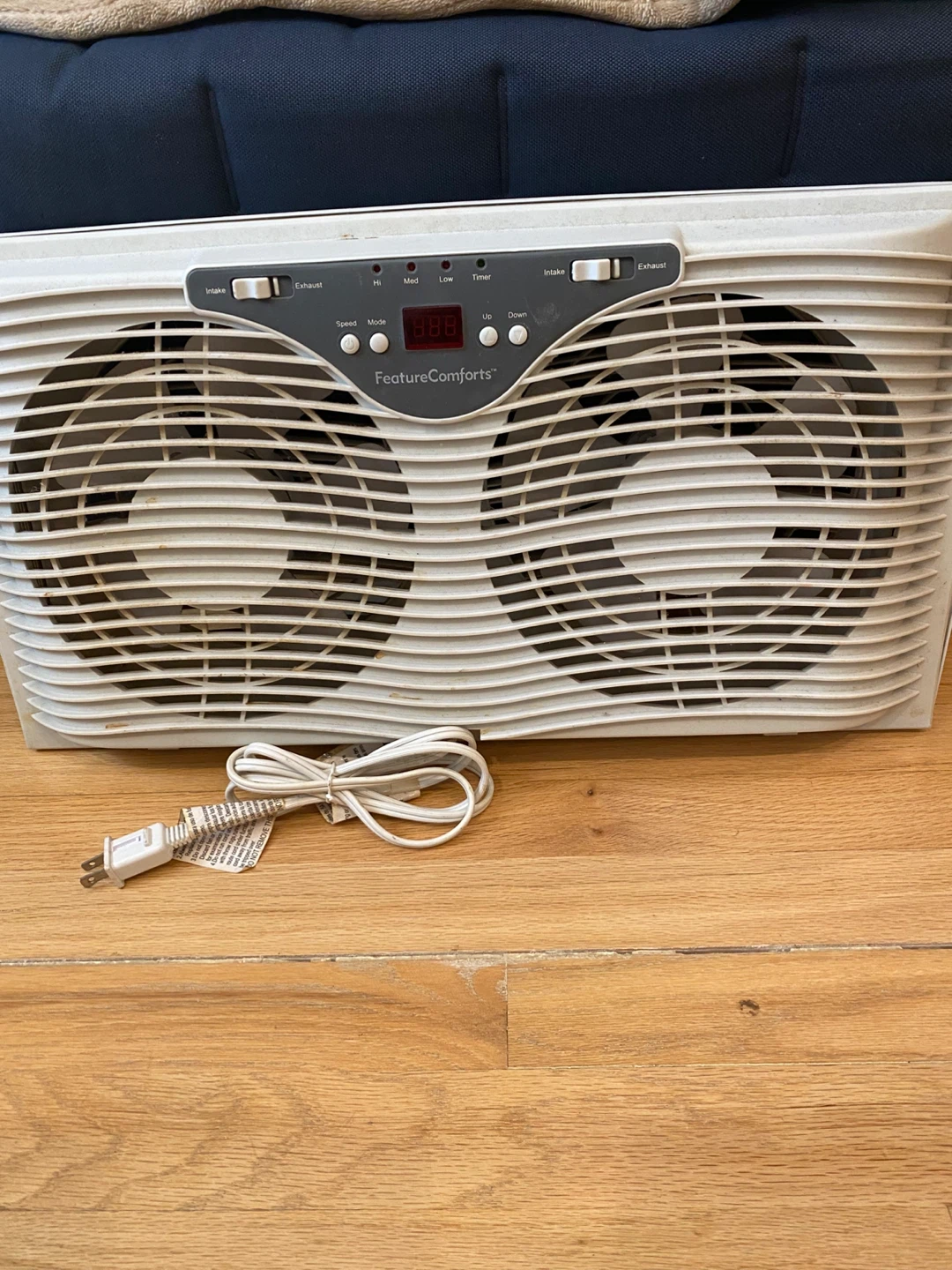 FeatureComforts Dual Window Fan