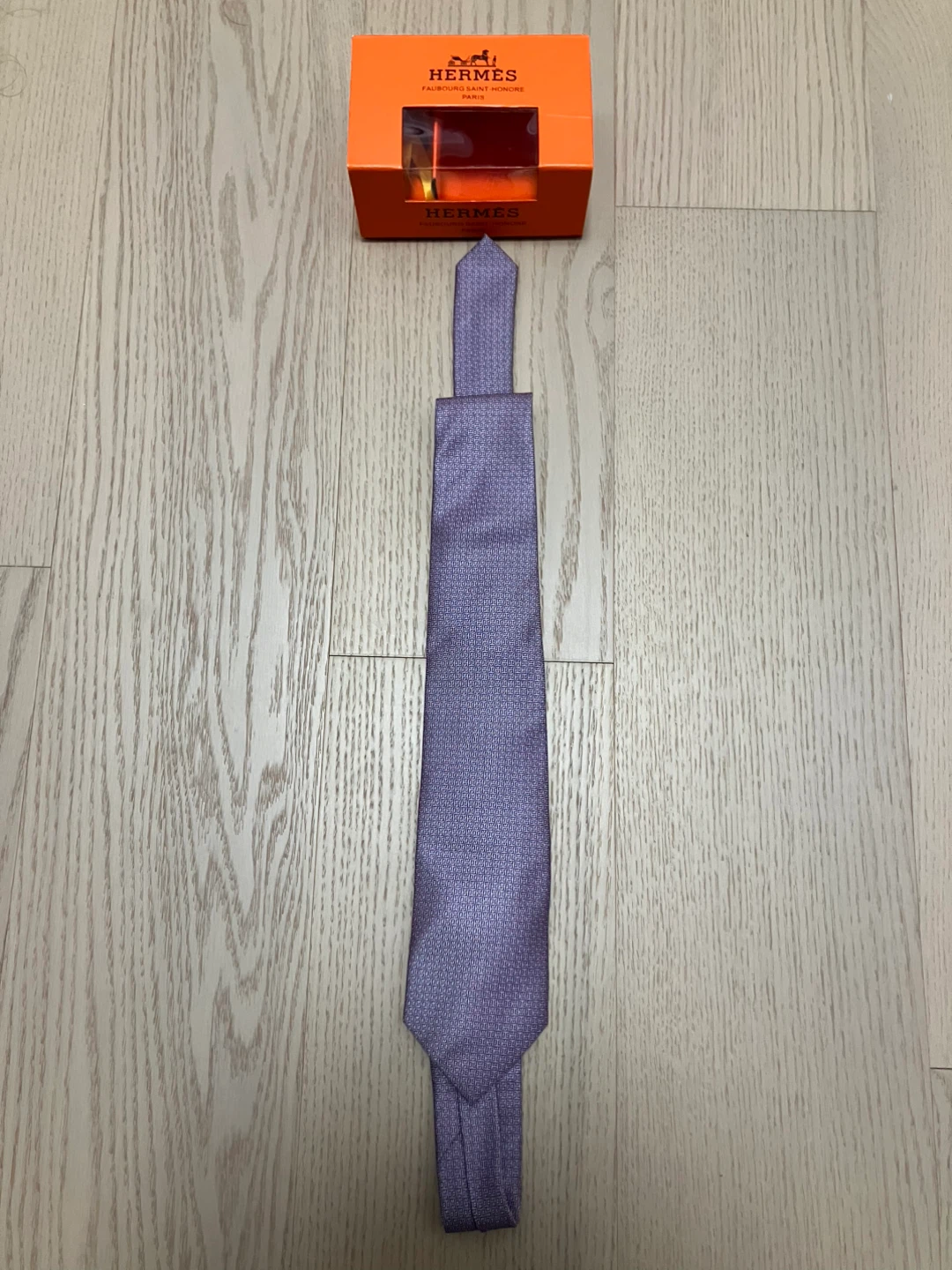Hermès Silk Tie and Pocket Square Set - photo 2