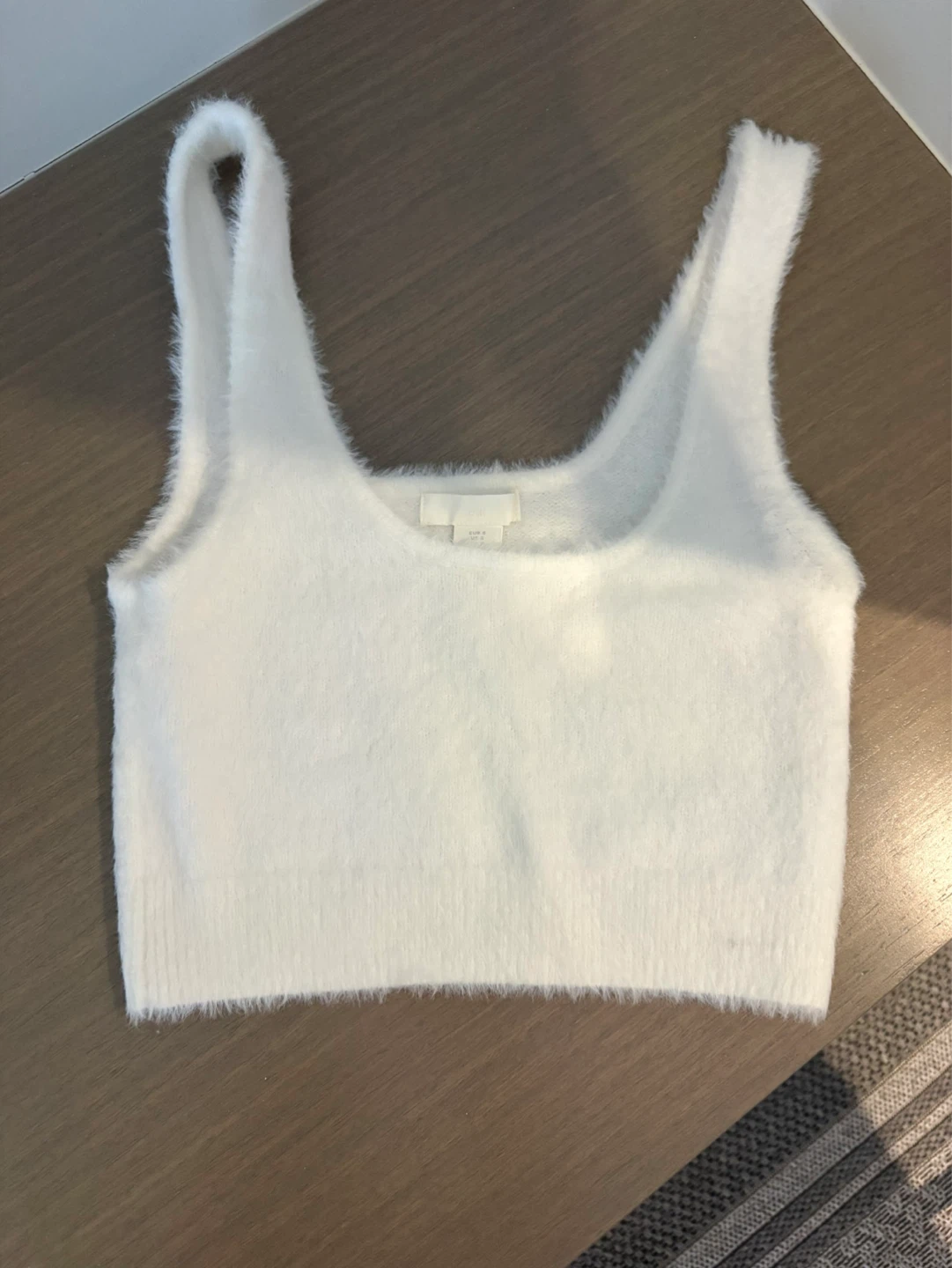 H&M White Fuzzy Crop Tank Top - Size S