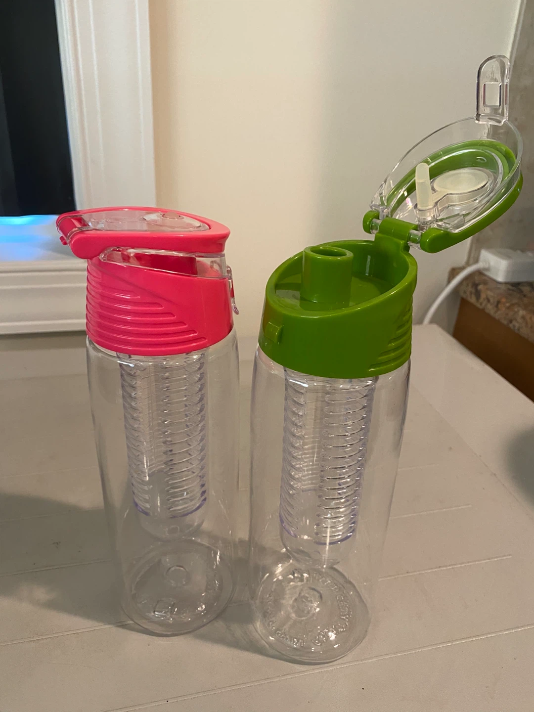 2 Fruit Infuser Water Bottles - Pink & Green