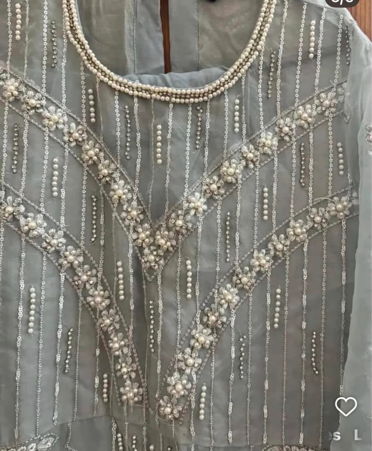 Vanya brand; Embellished Mint Green Pakistani Dress - photo 4