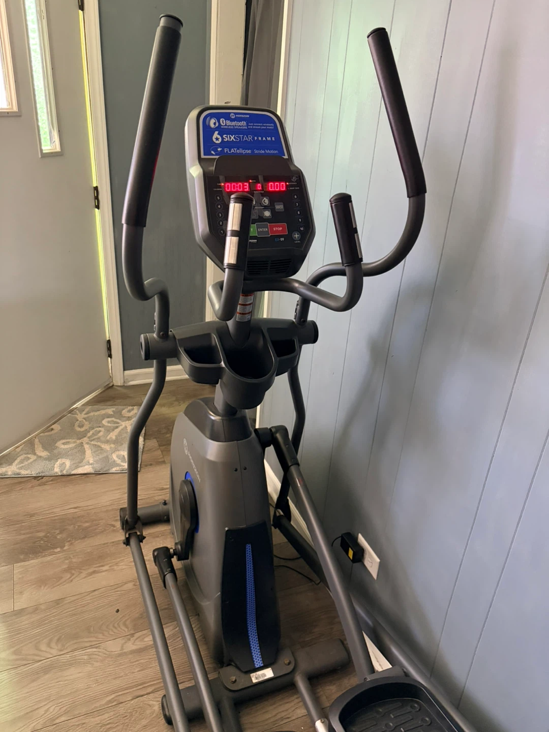 Horizon Fitness 7.0 AE Elliptical Trainer - photo 2