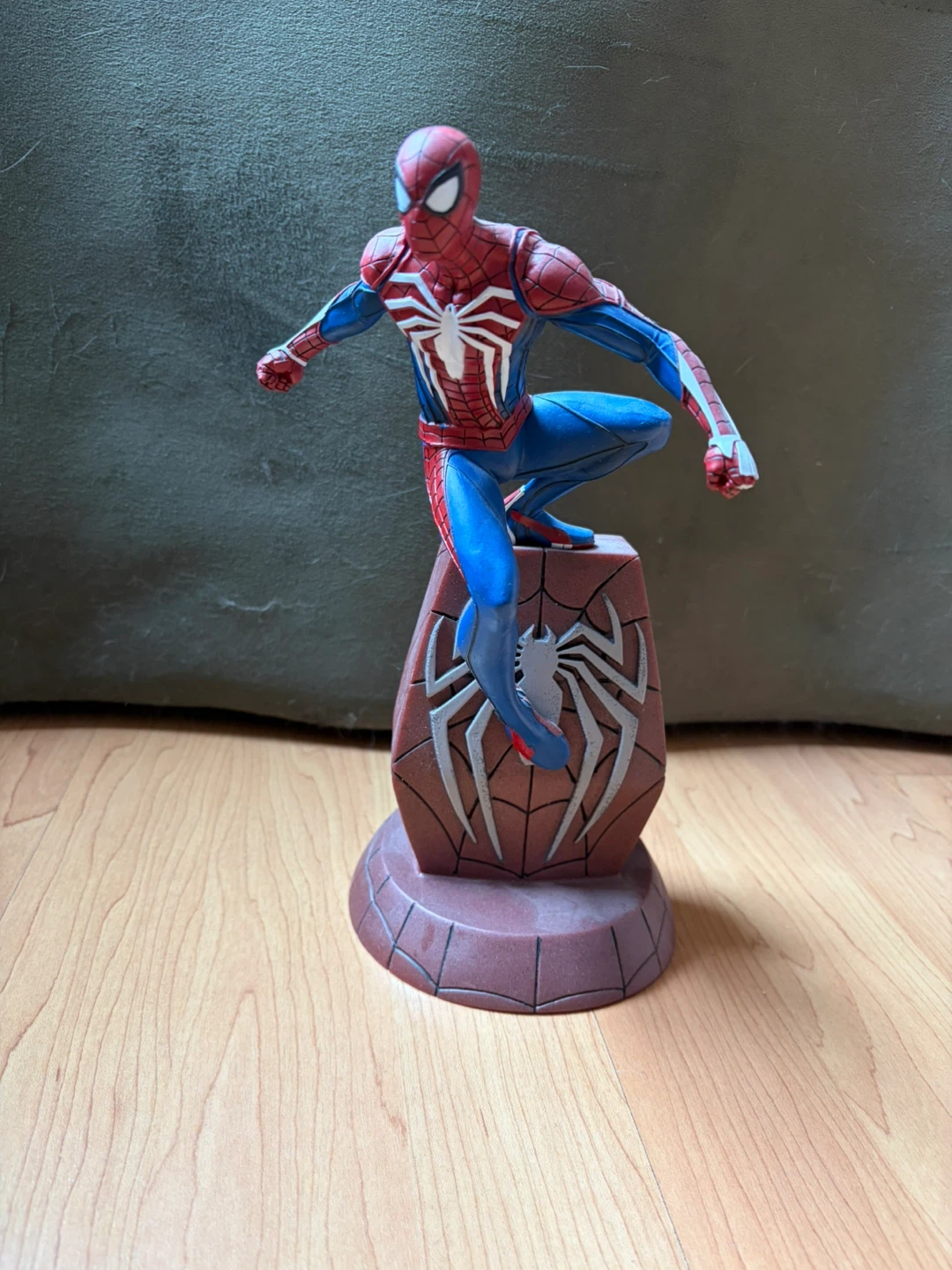Spider-Man Statue