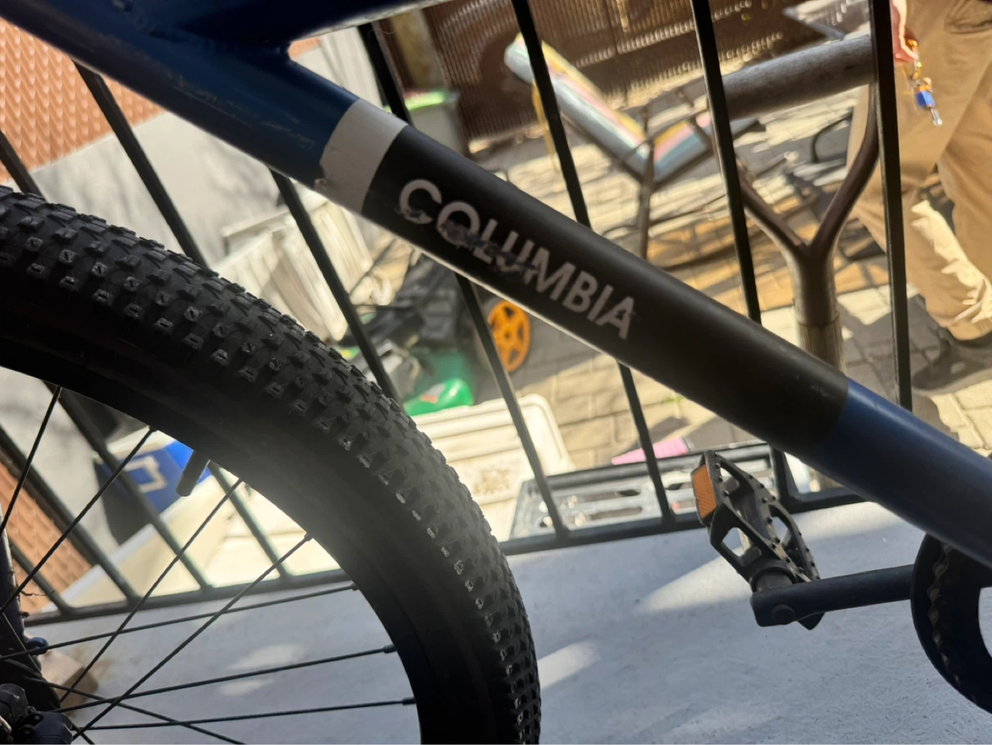Vélo bleu Columbia 24 Rambler - photo 4