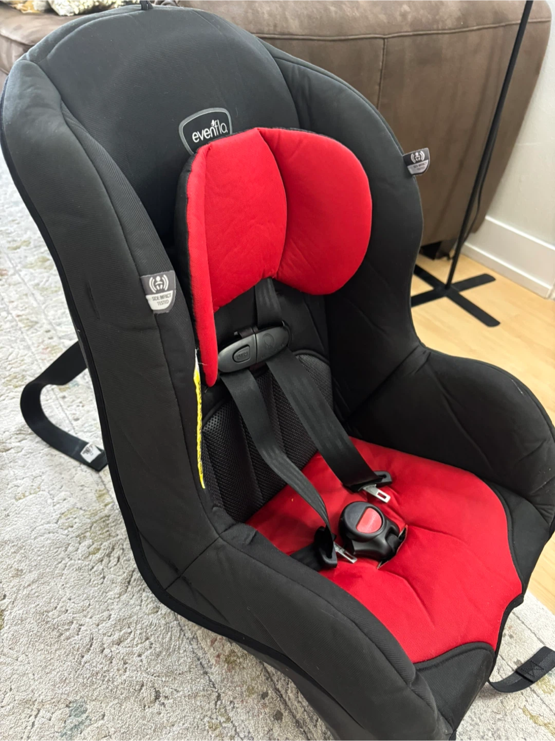 Evenflo Tribute Convertible Car Seat - photo 2