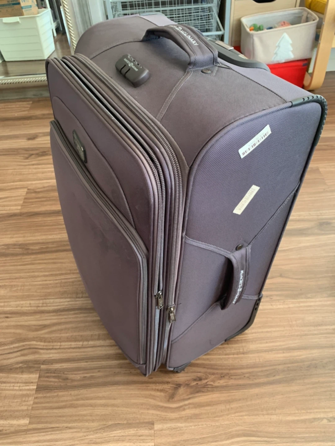 FRANCO MONTEUR Expandable Spinner Suitcase - photo 3