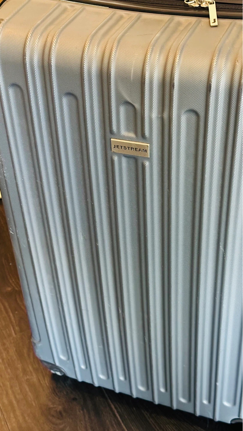Jetstream Grey Hardside Spinner Luggage