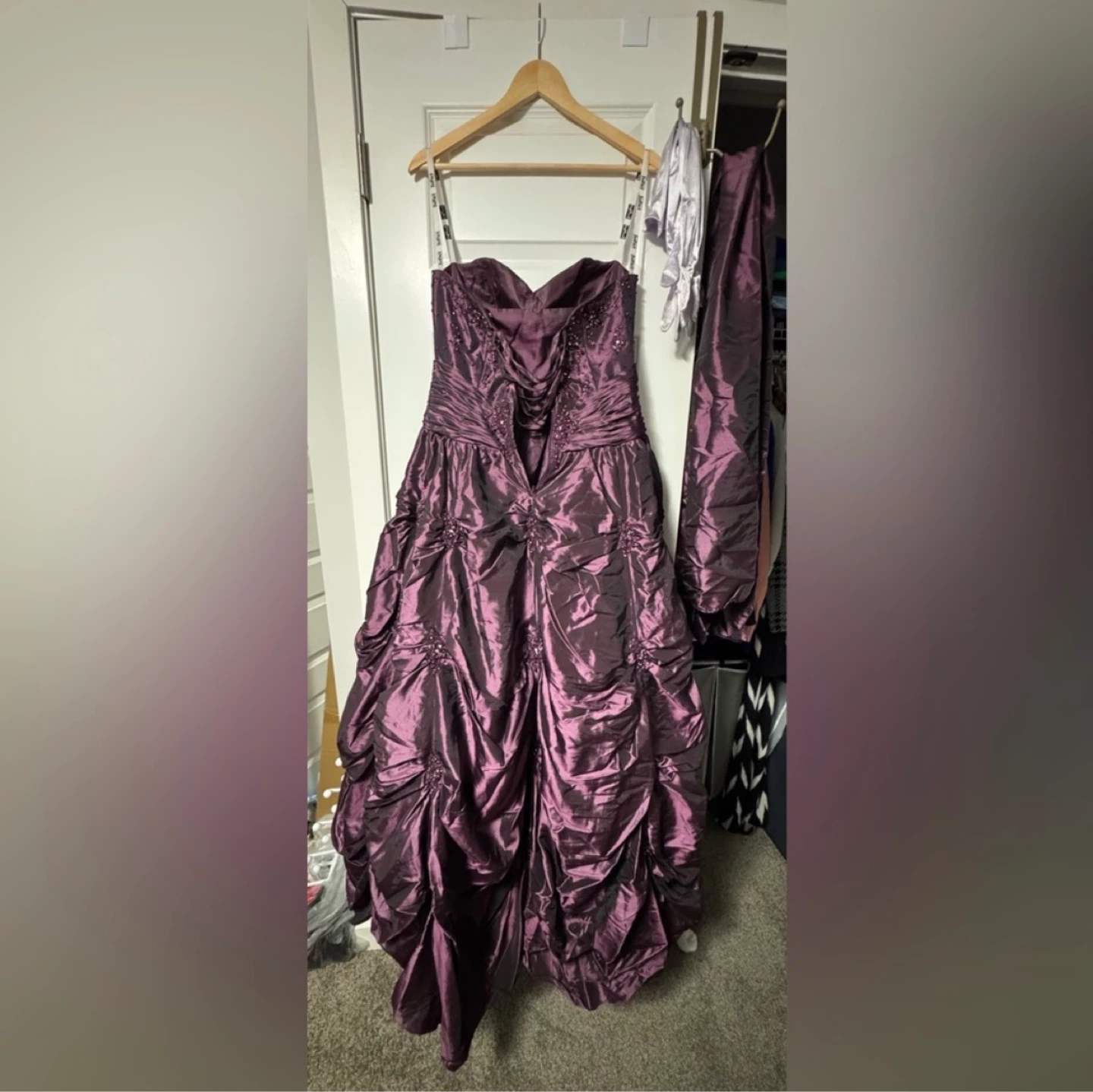 Grad / Prom Juliet Fashion Purple Dress - Medium - photo 2