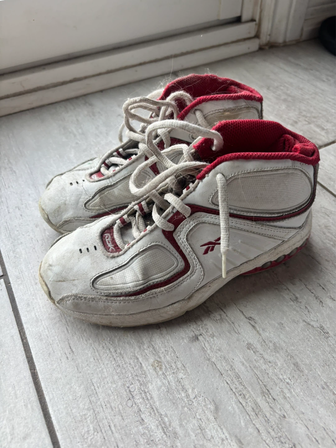 Mixed Lot of Used Basketball Shoes - photo 3