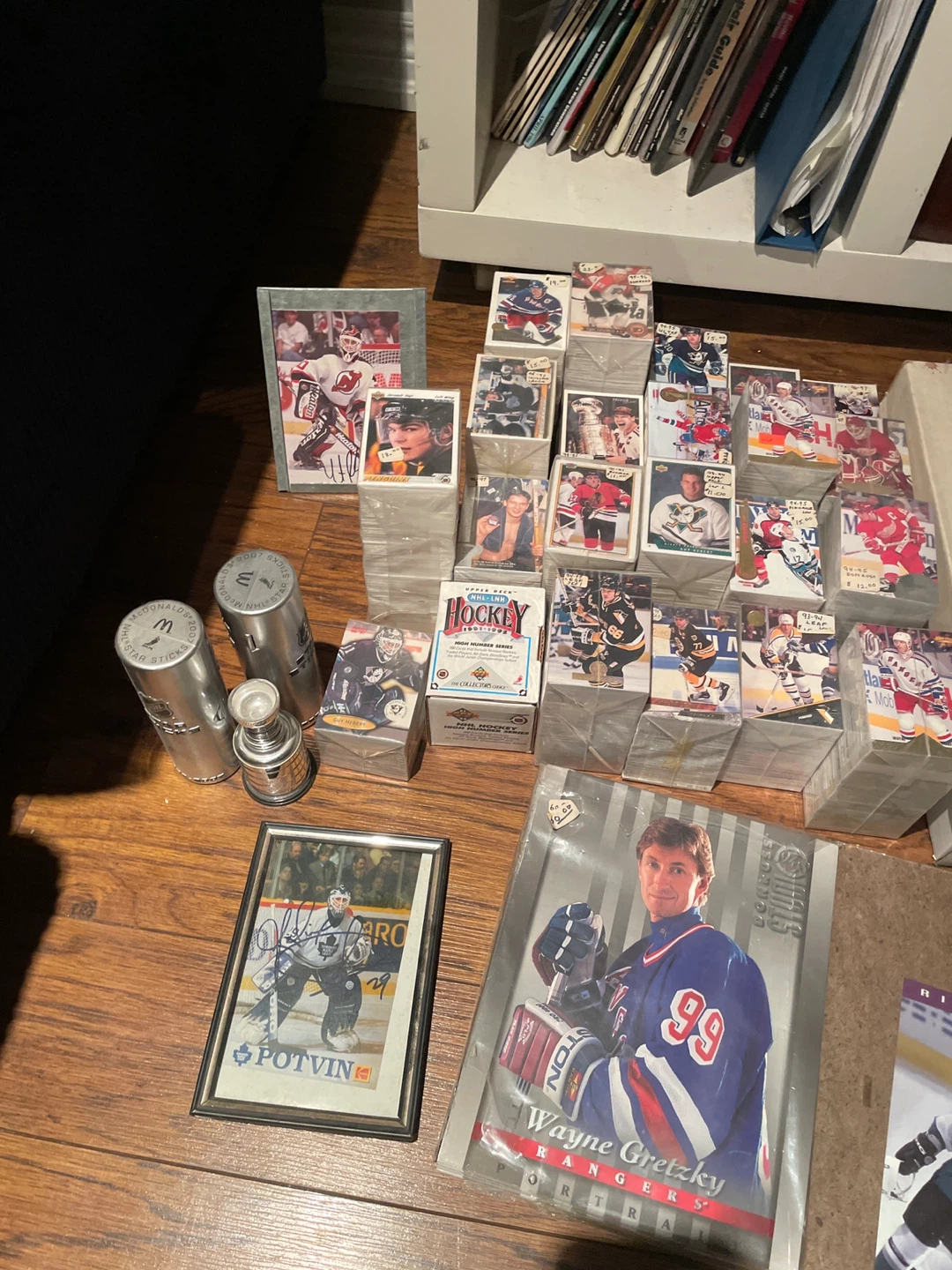 Hockey card collection/memorabilia/signed pics - photo 2