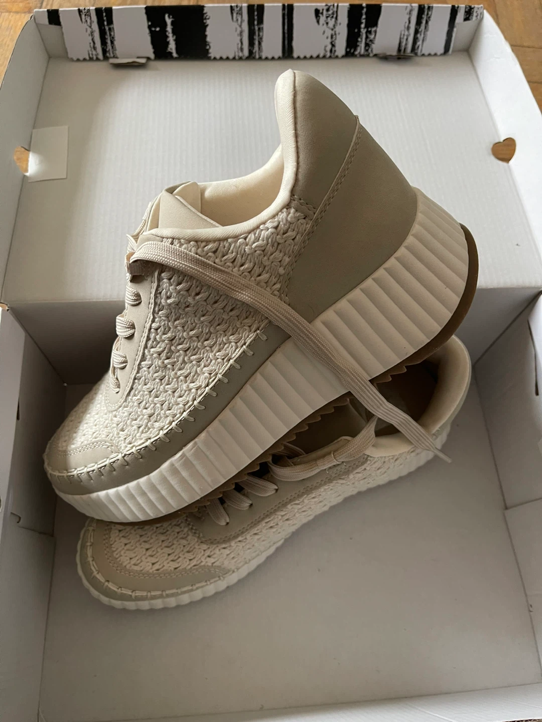 Dolce Vita Beige Woven Platform Sneakers - photo 3