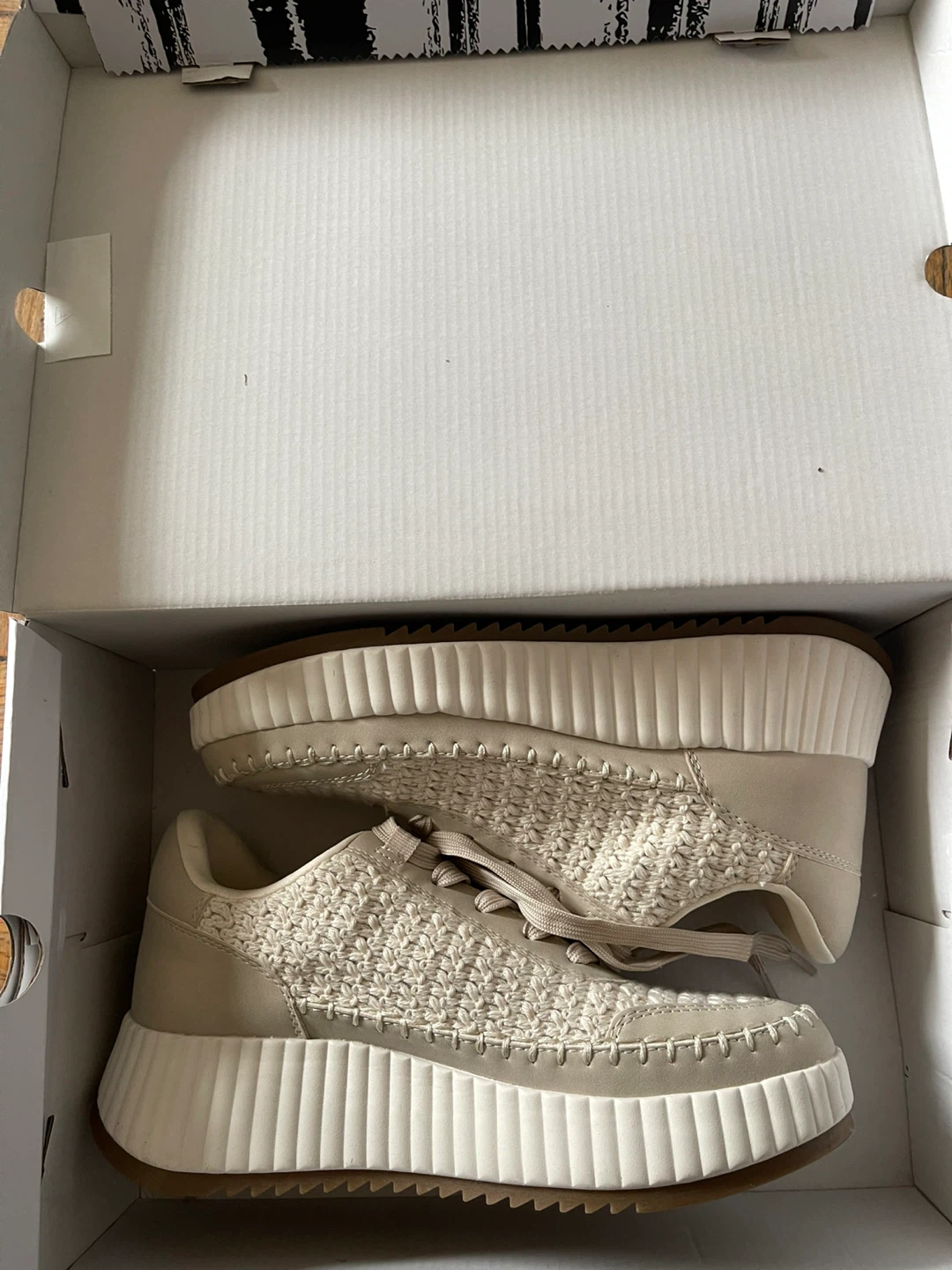 Dolce Vita Beige Woven Platform Sneakers - photo 2