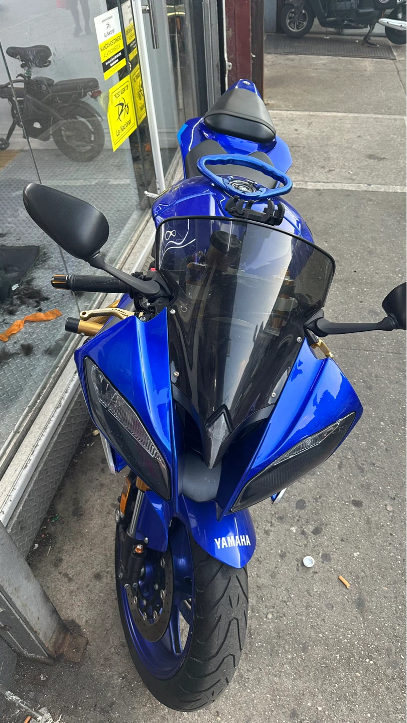 Blue Yamaha R6 Motorcycle