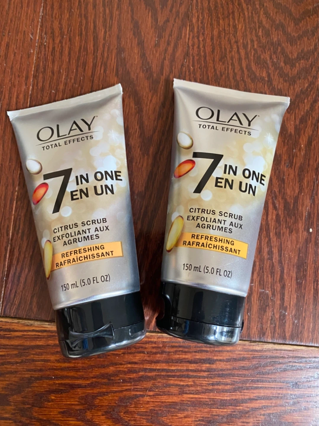 Olay Total Effects 7 IN ONE Citrus Scrub - 2 x 150ml