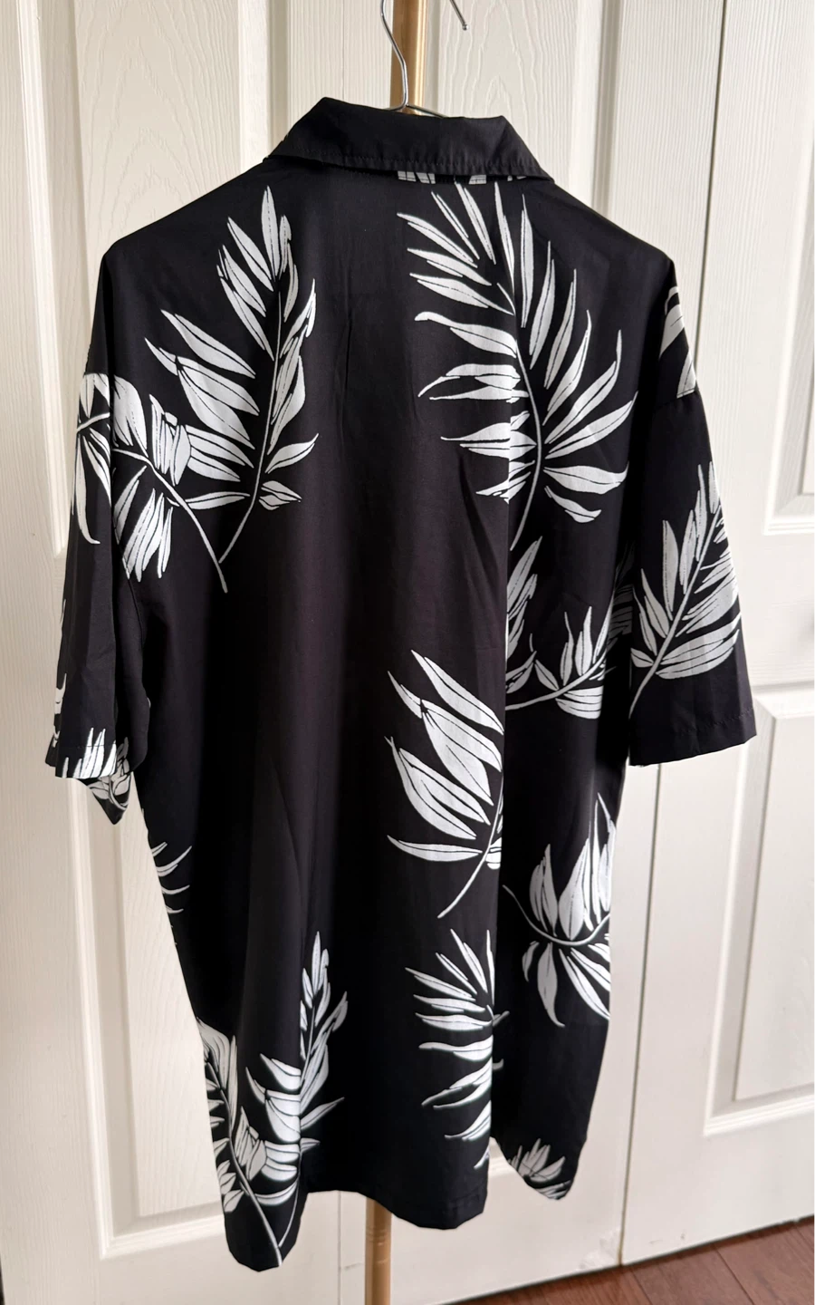 Men's Short Sleeve Button-Up Shirt - photo 2
