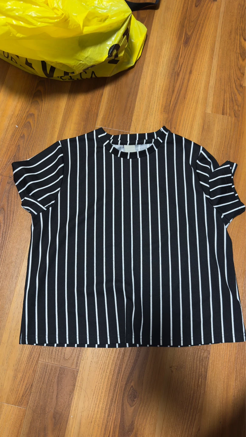 Attire Striped T-Shirt - Black/White - Size L