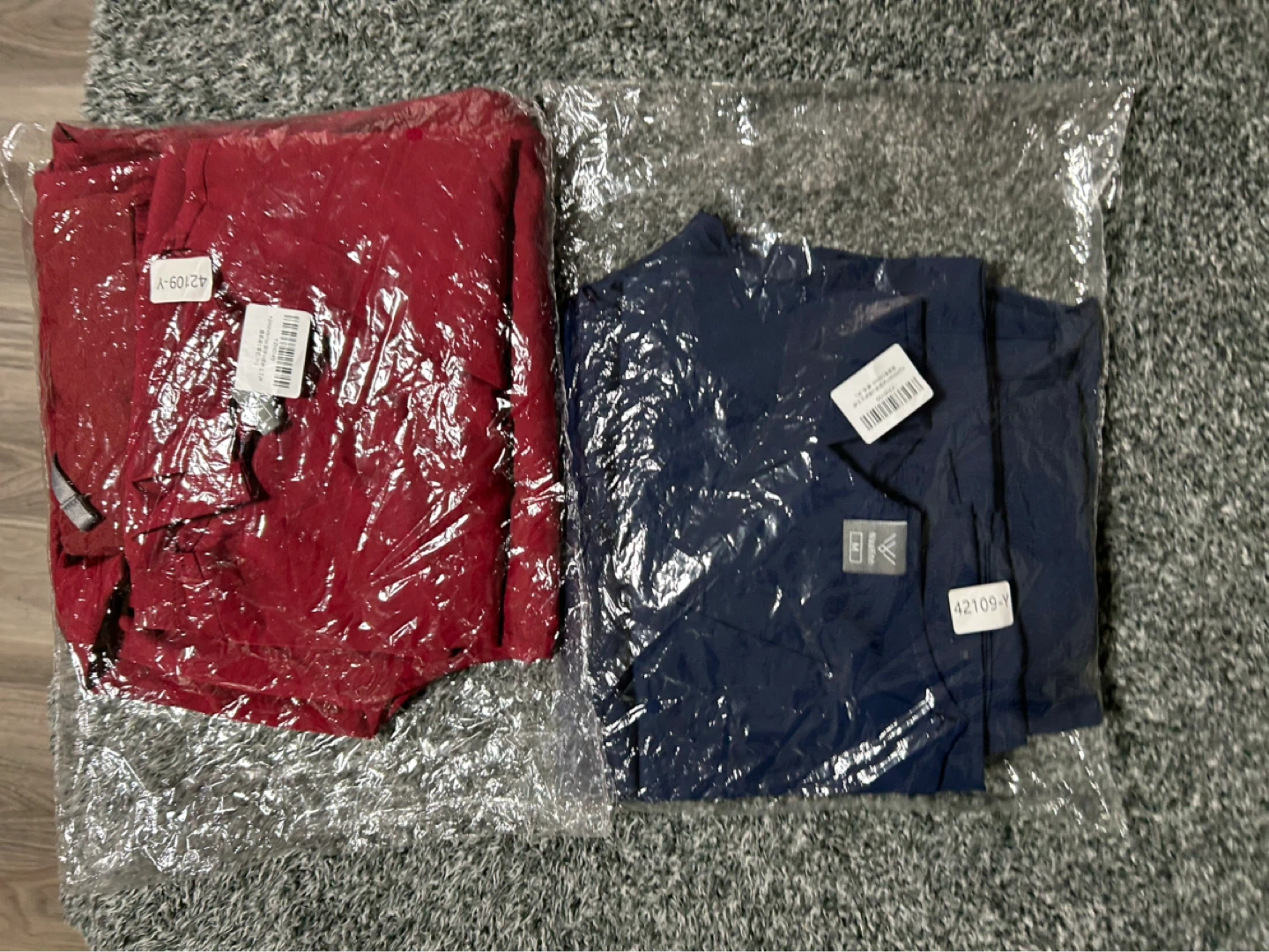Pair of M-Sized Scrubs - Navy Blue & Red
