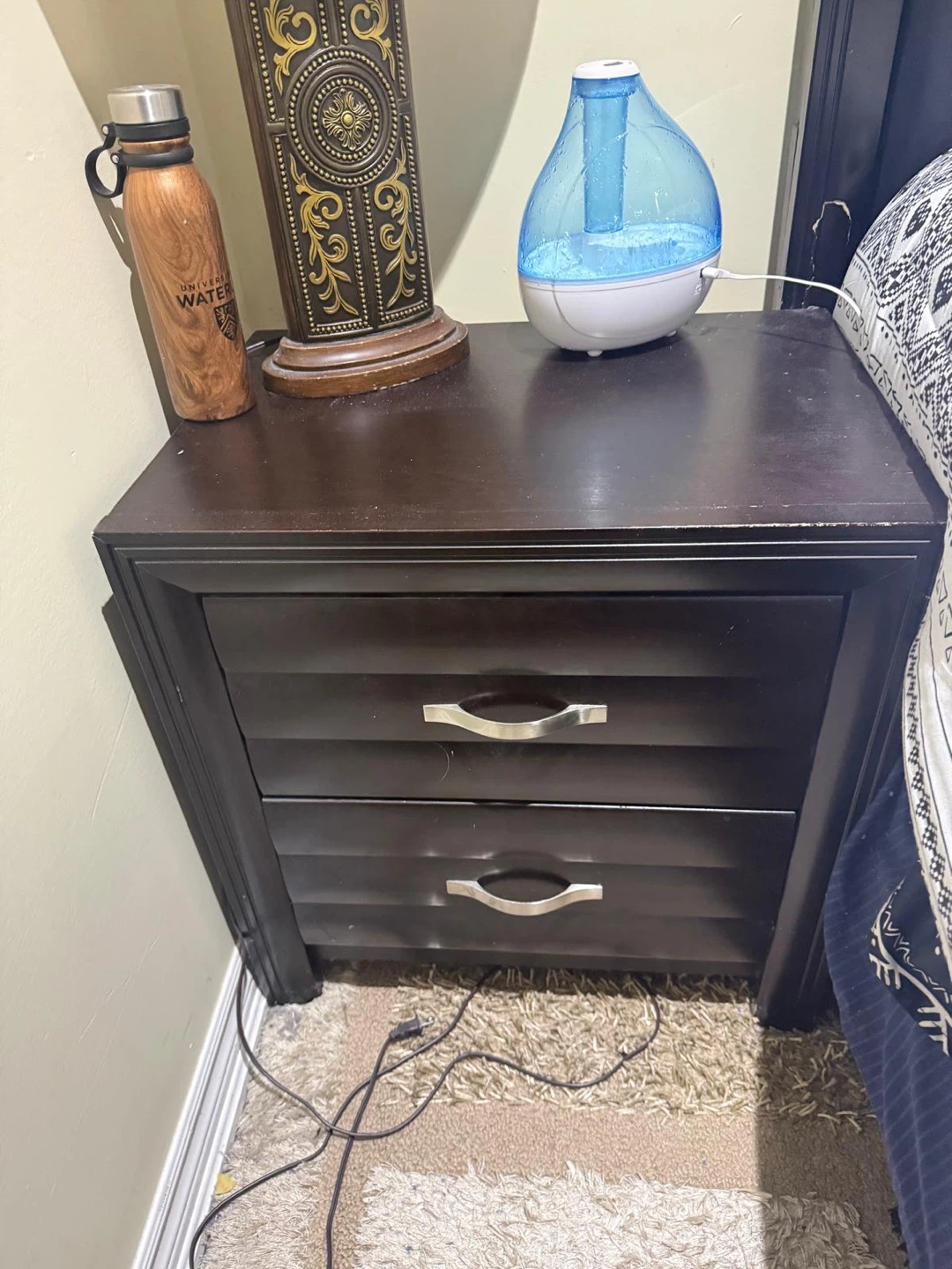 Queen Bed Set + Mattress + 2 Nightstands - photo 4