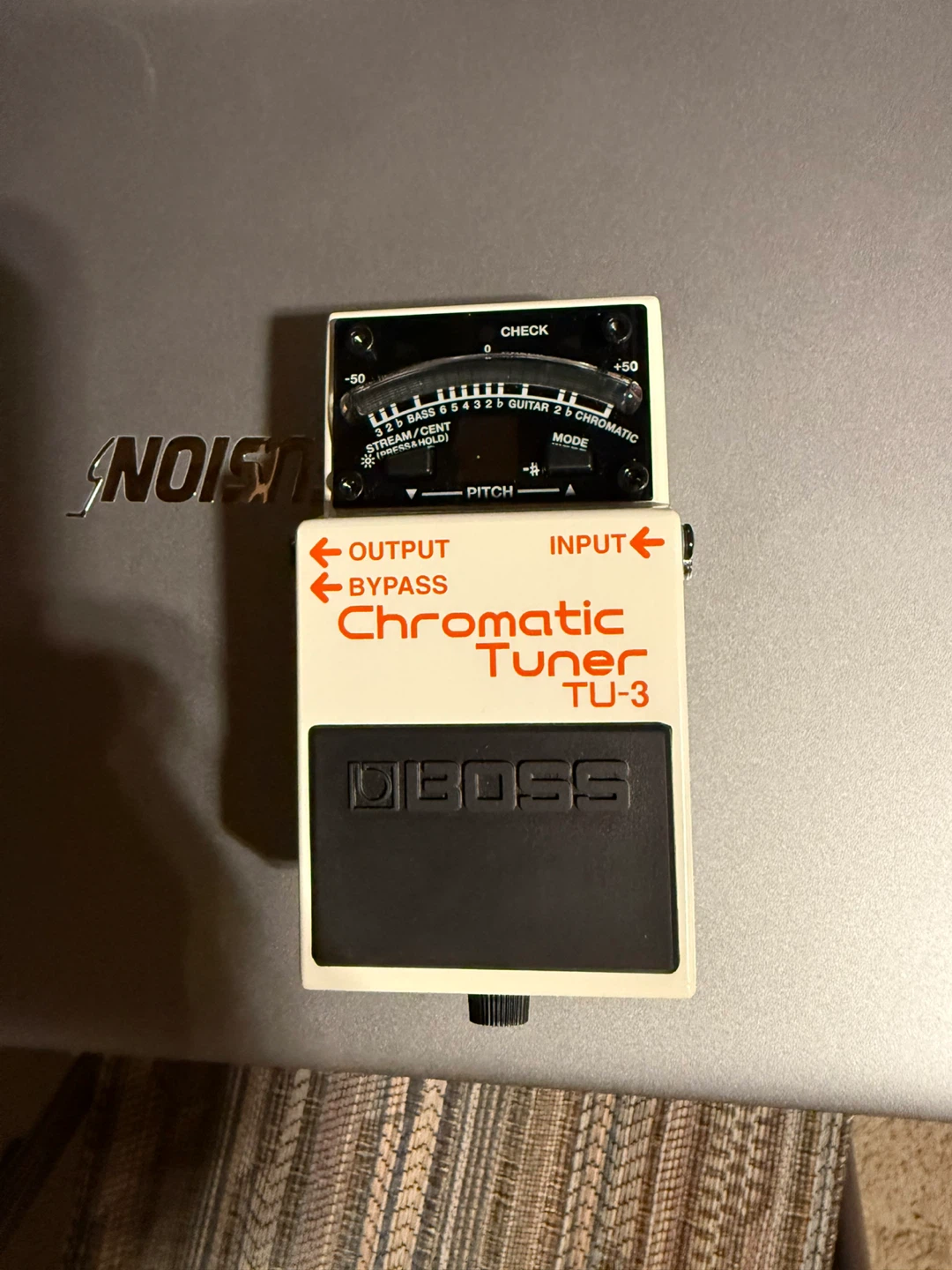 BOSS TU-3 Chromatic Tuner Pedal - photo 2