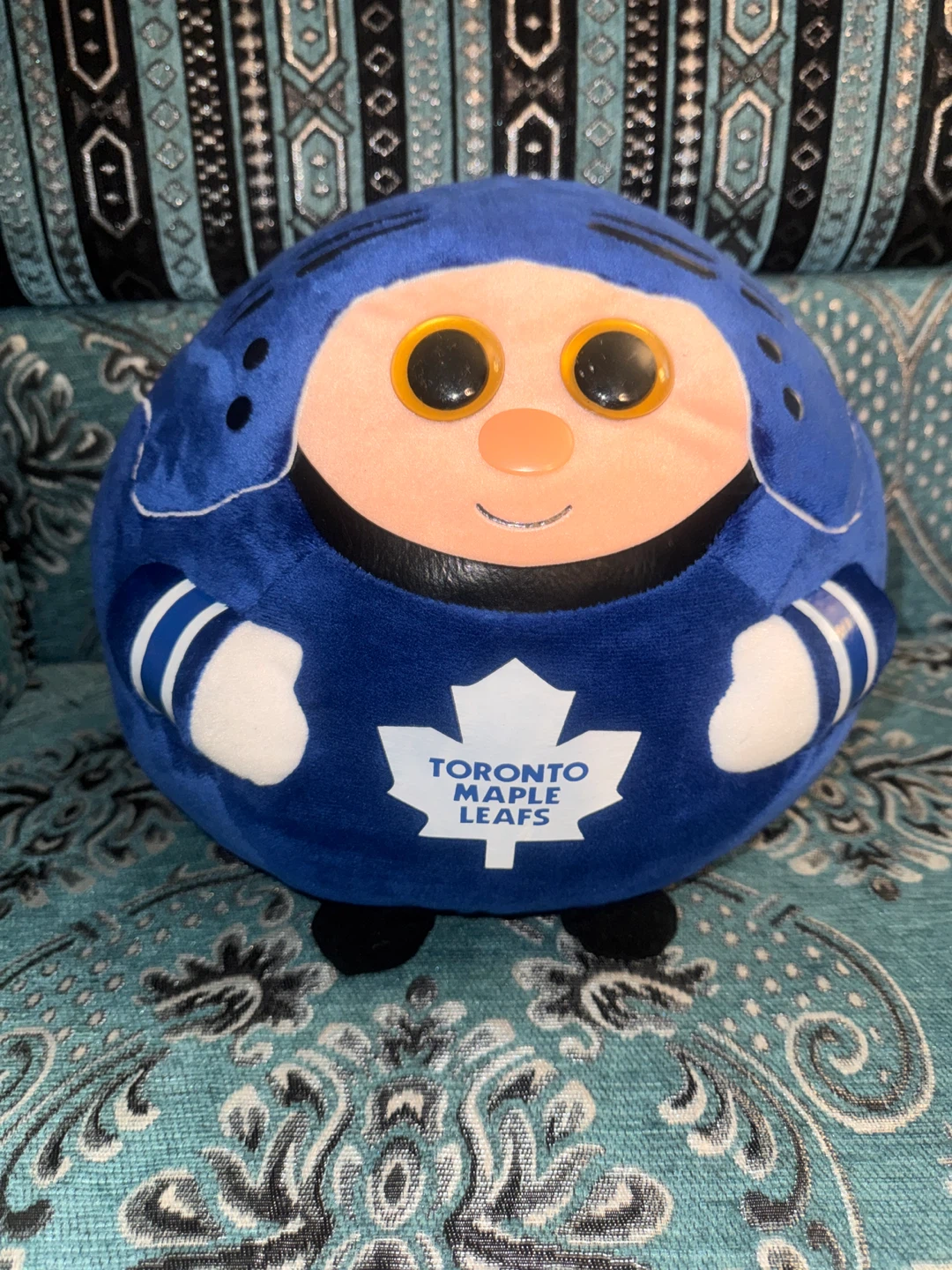 Toronto Maple Leafs Plush Ball