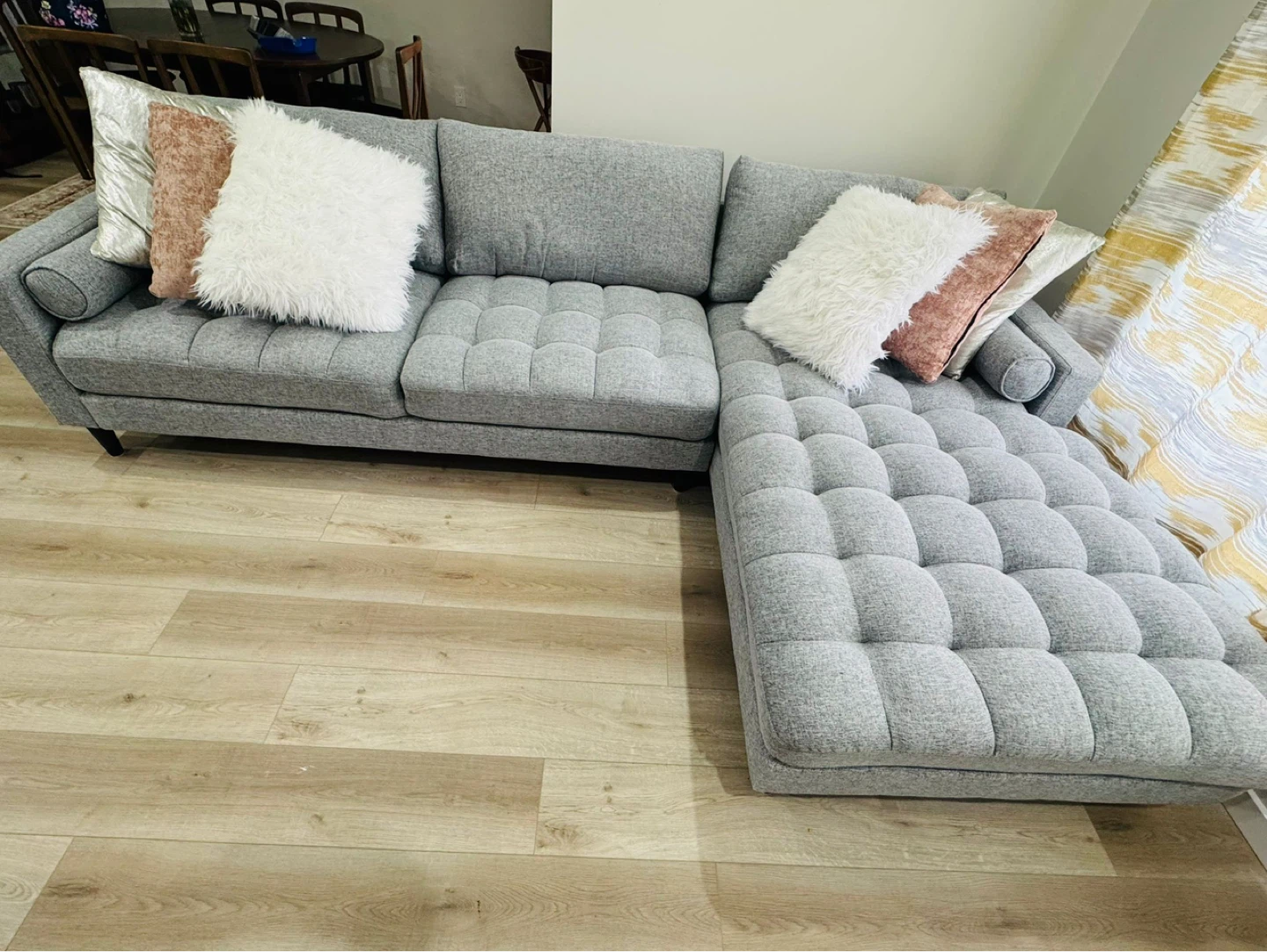 L -Shaped sofa couch for sale- excellent condition - photo 3