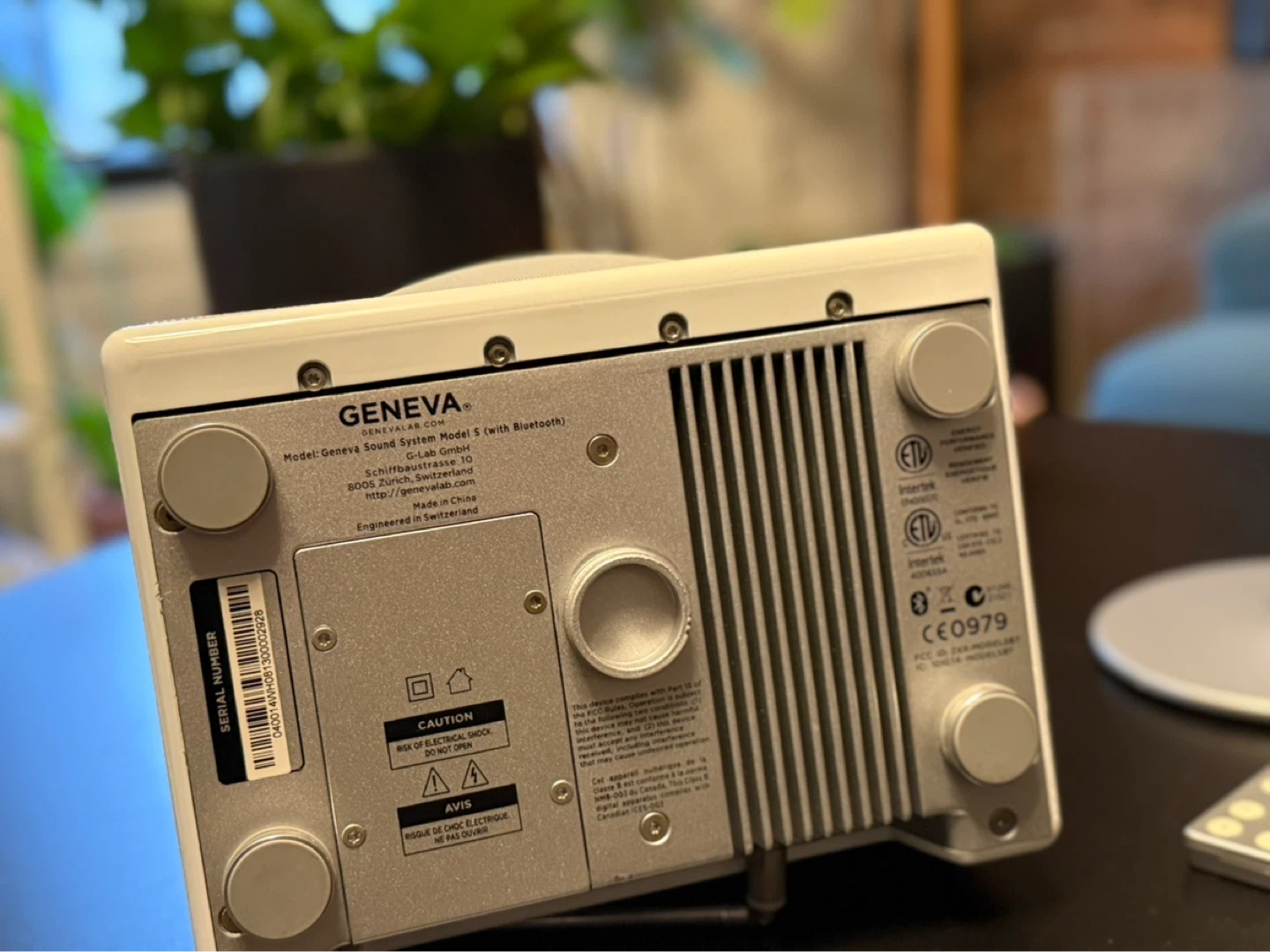 Geneva Sound System Classic/S Speaker (with remote & stand) - photo 3