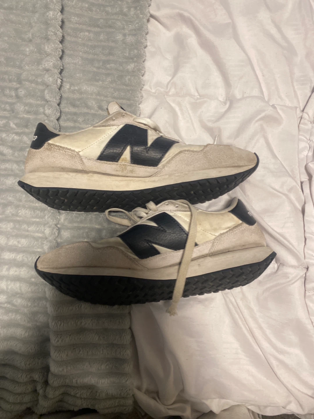 New Balance 237 Sneakers