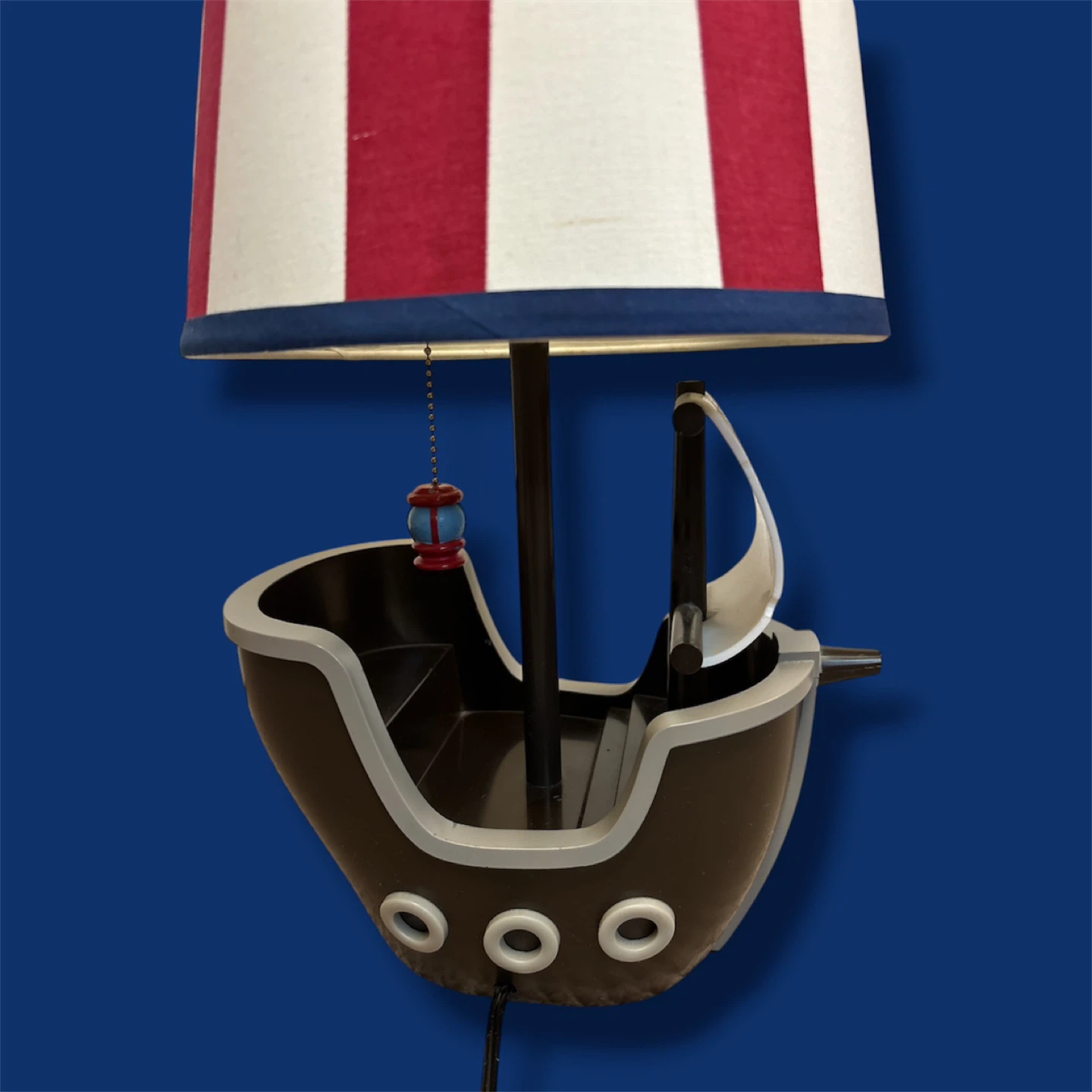 Pirate Ship Lamp with Red and White Stripes - photo 3