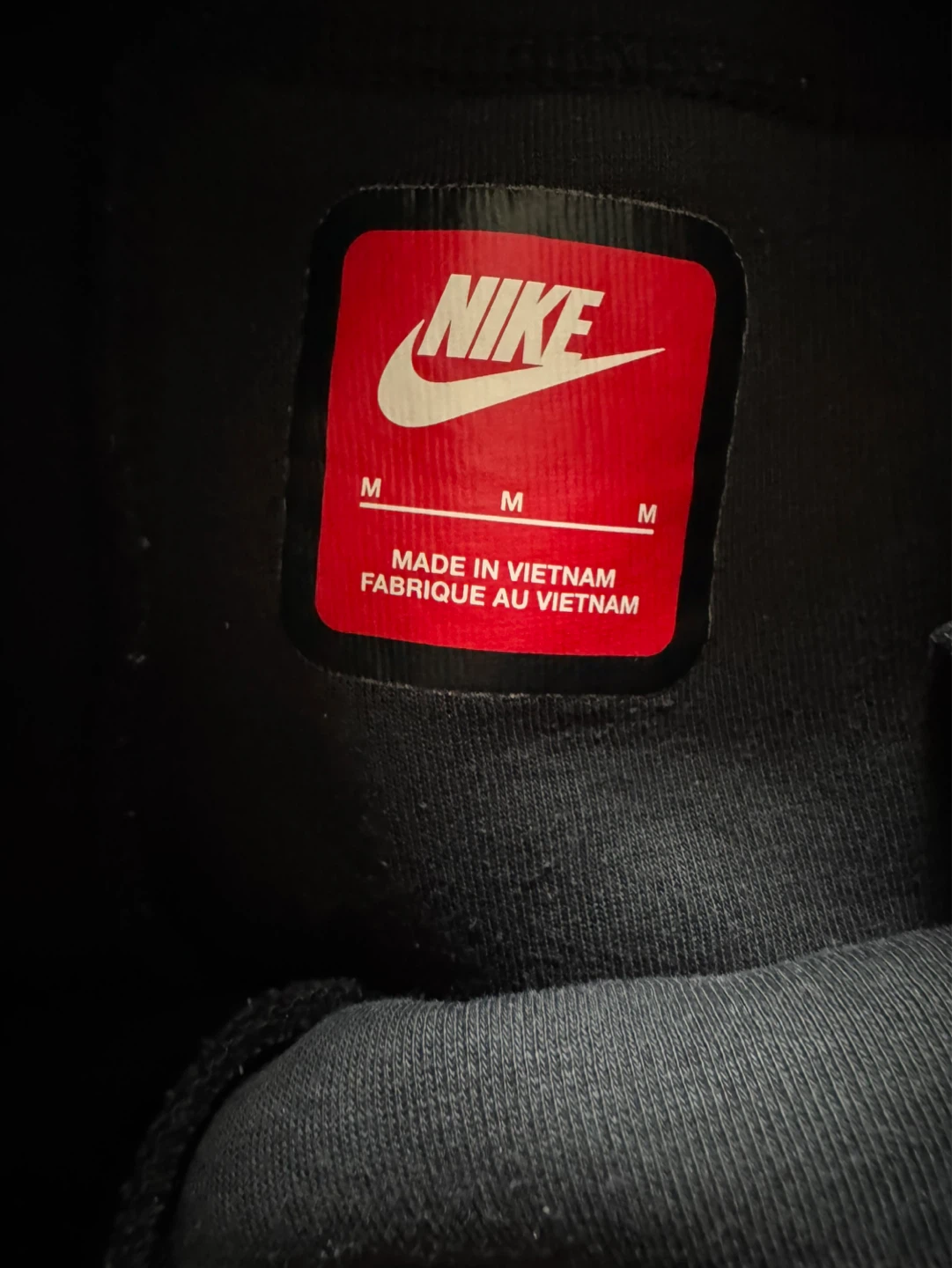Nike Tech Fleece Hoodie and Joggers Set - Black/Red - Size M - photo 2